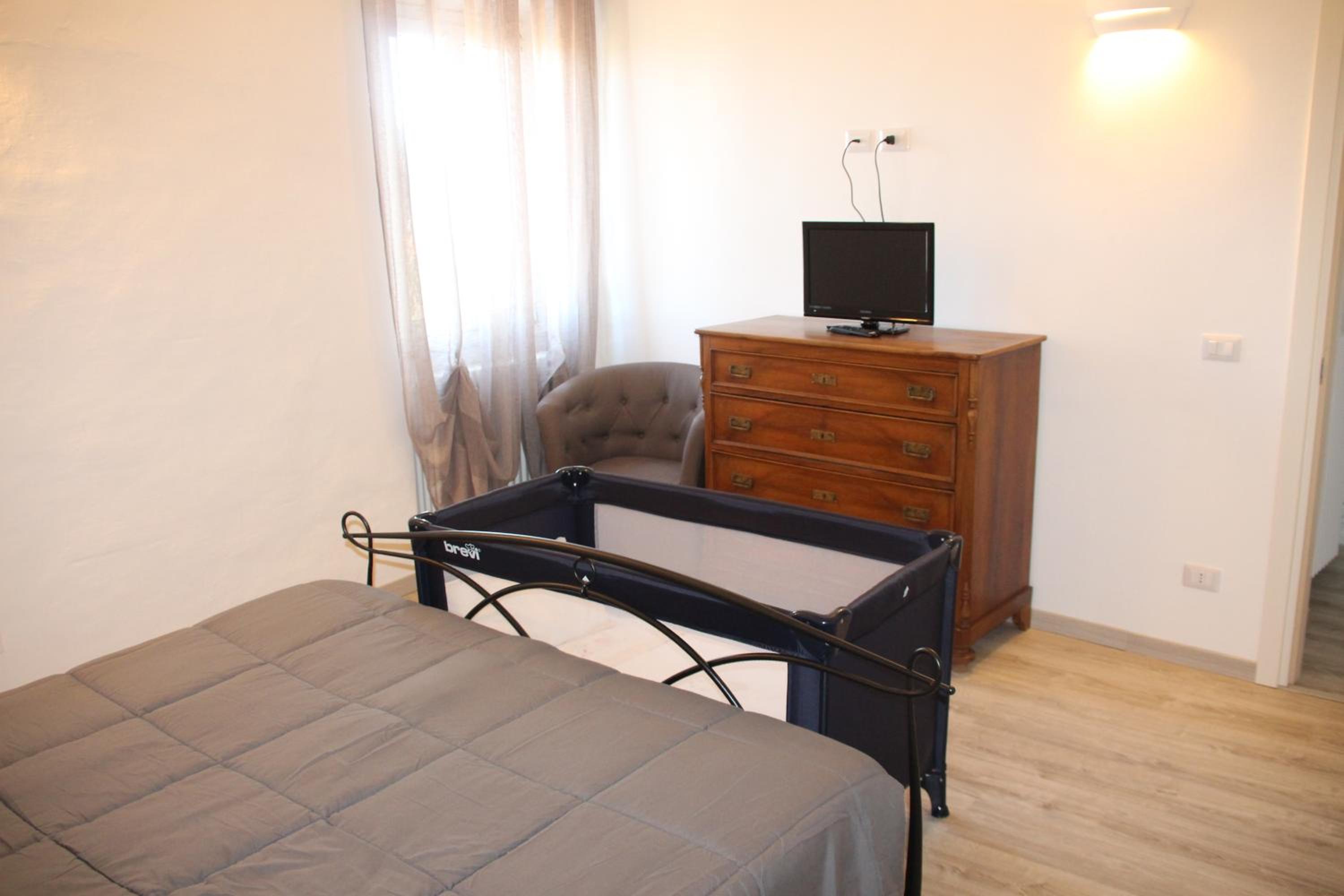 Apartment - Photo 2