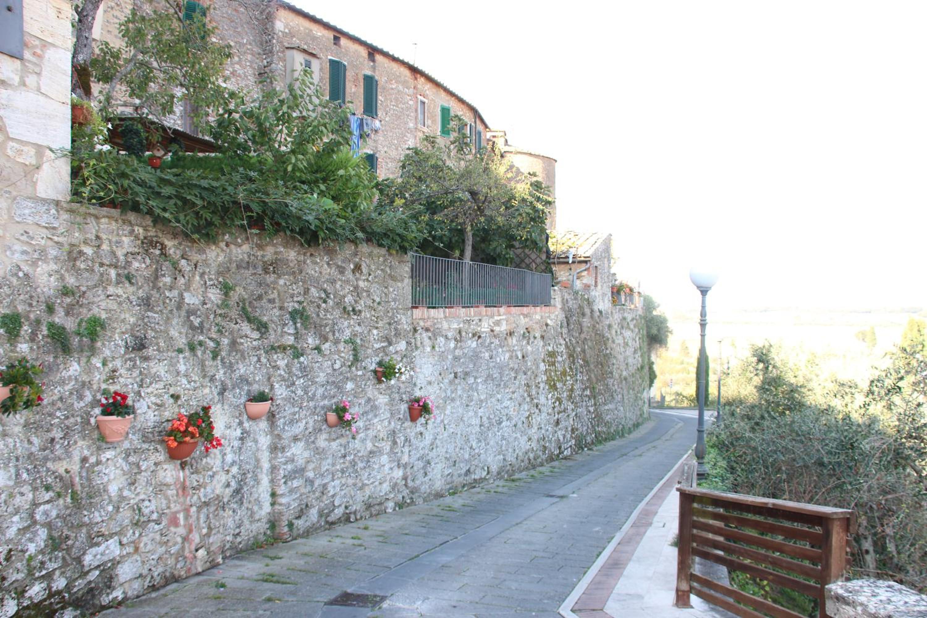 Apartment - Photo 26