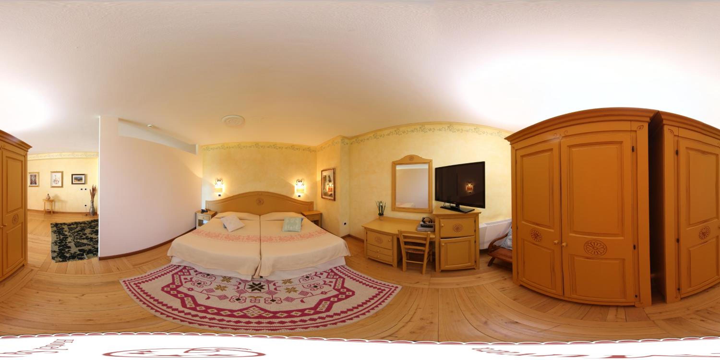 Superior Suite - Photo 4
