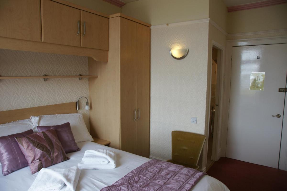 Double Room with Sea View photo 3