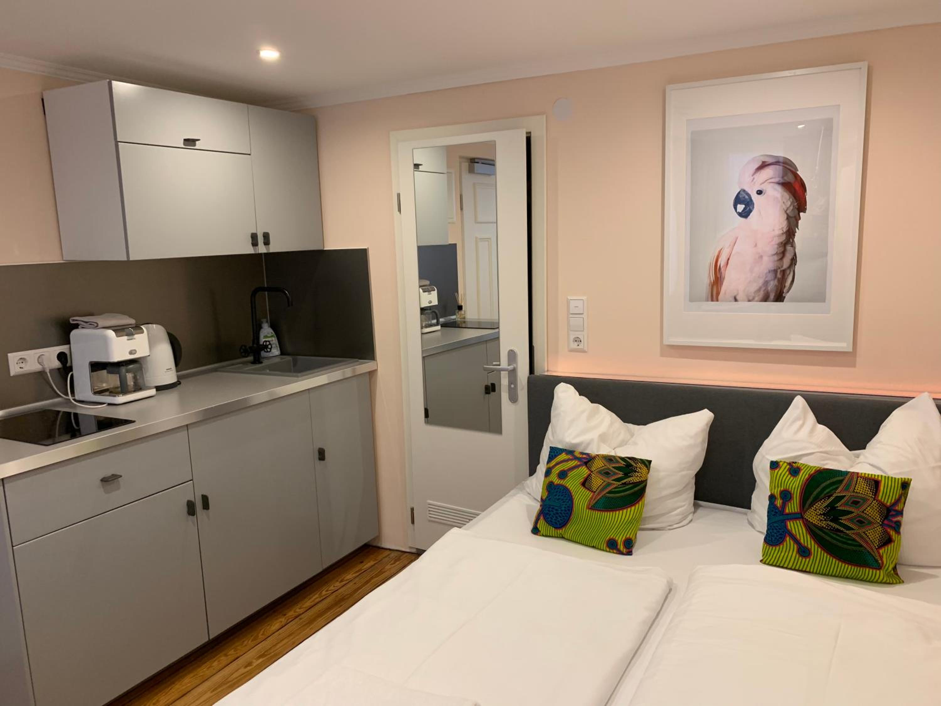 Studio Apartment photo 1