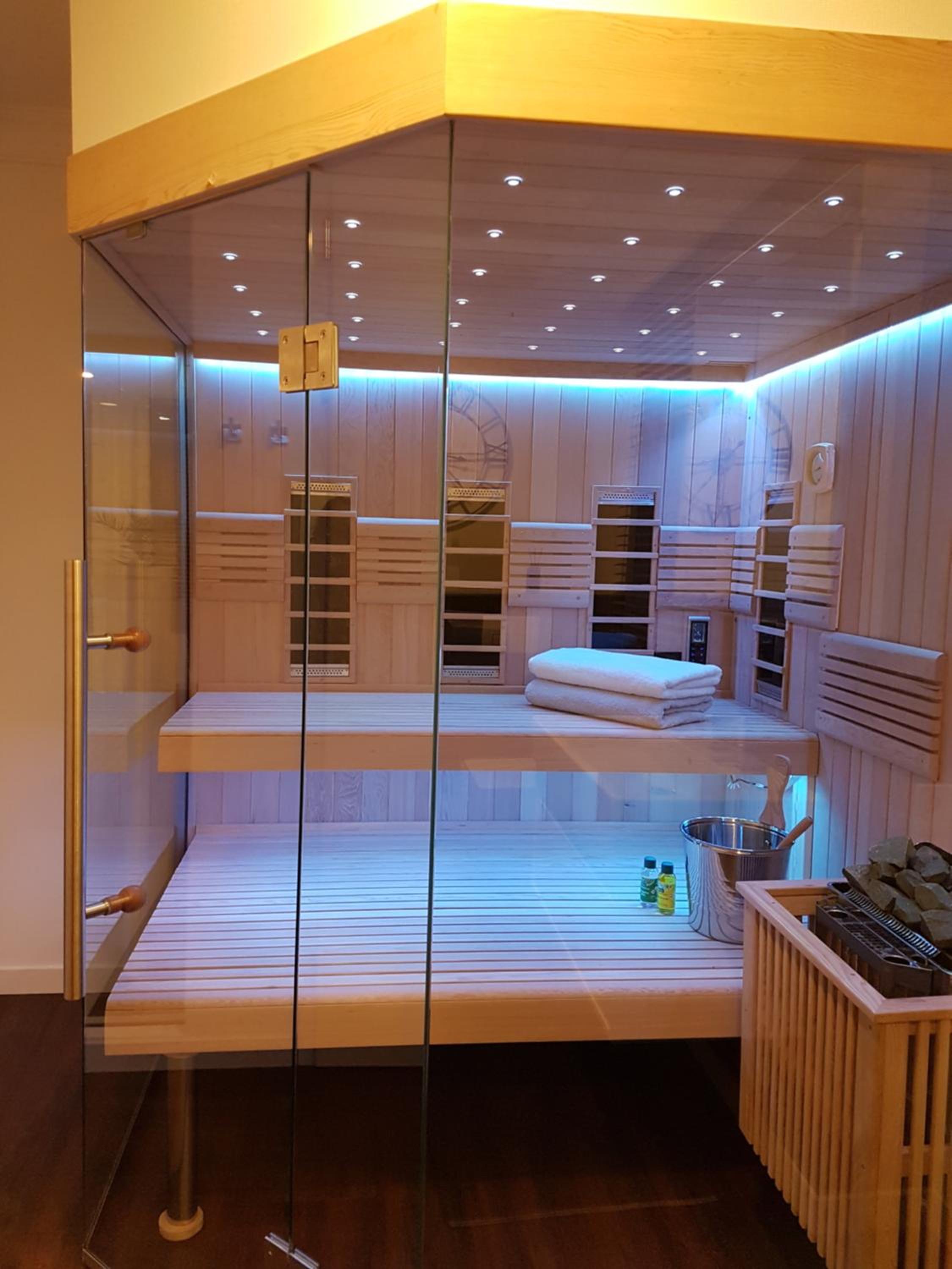 Villa photo 2