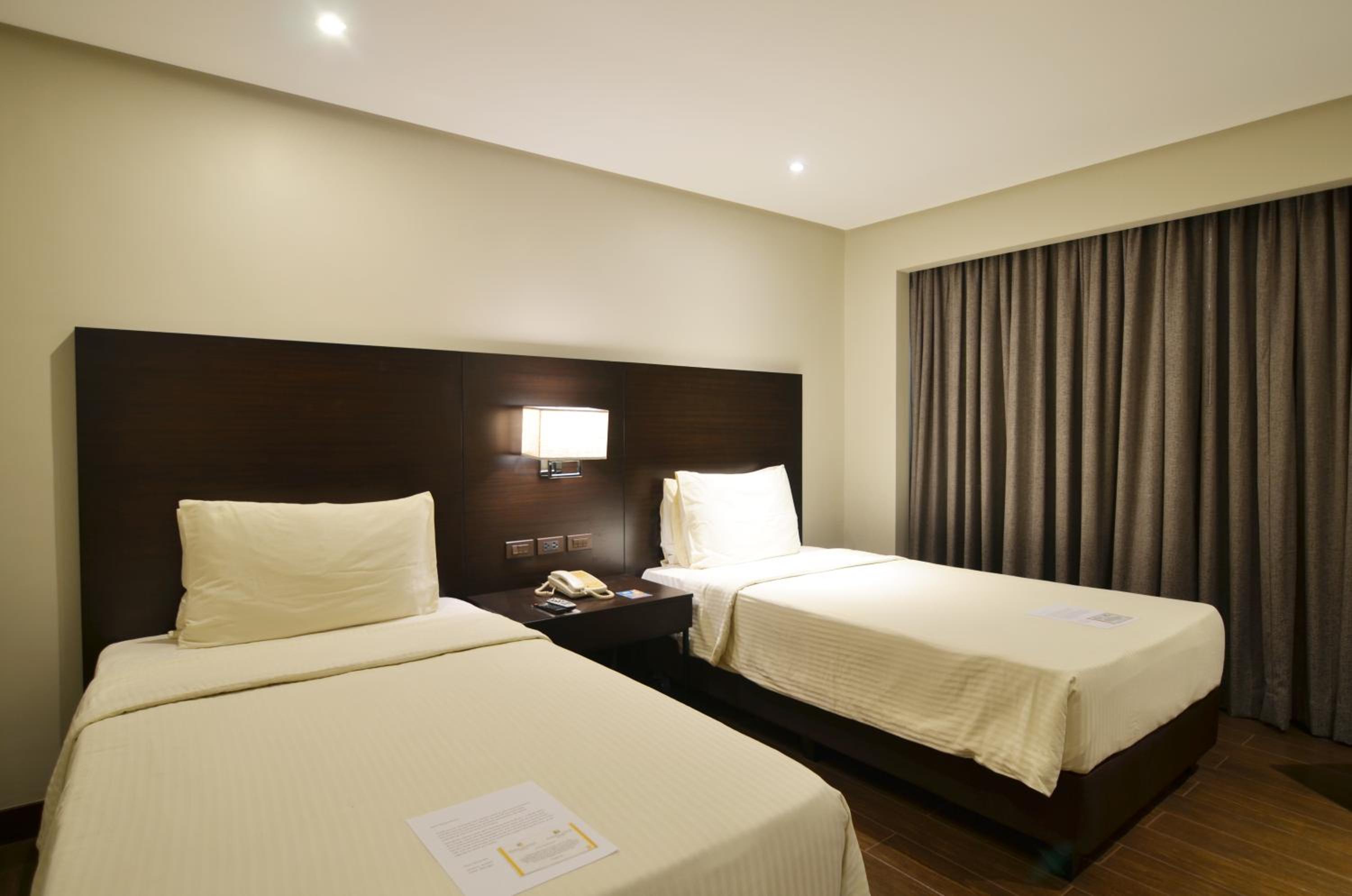 Deluxe Twin Room - Photo 4