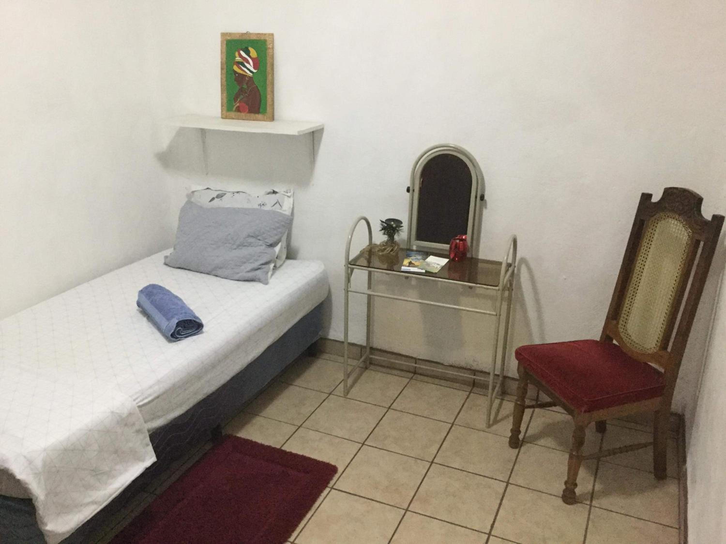 Single Room with Shared Bathroom