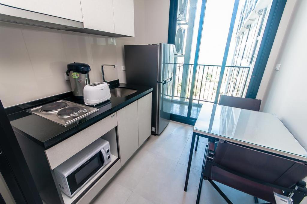 One-Bedroom Apartment - Photo 142