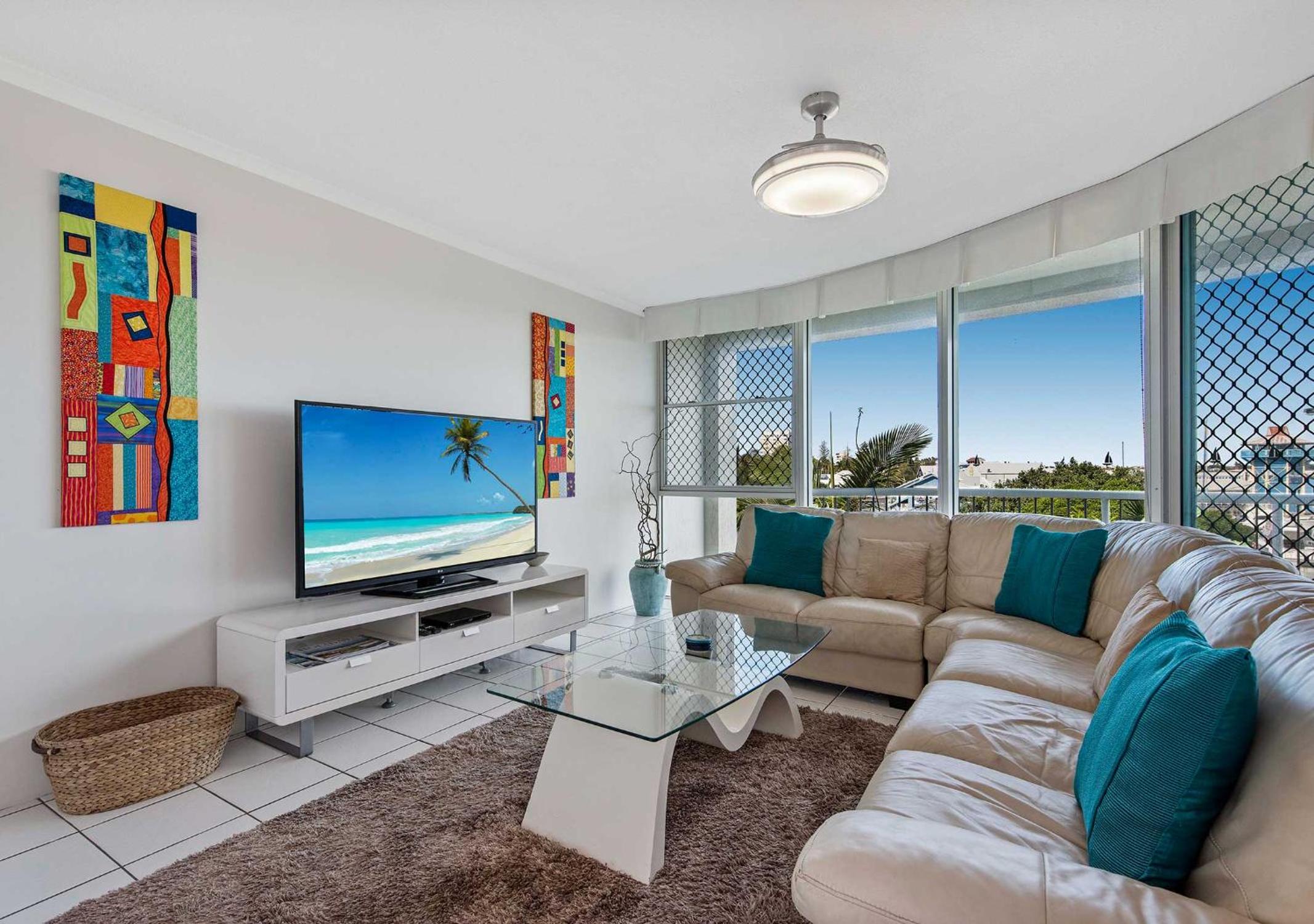 1 Bedroom Marina View Rooftop Apartment