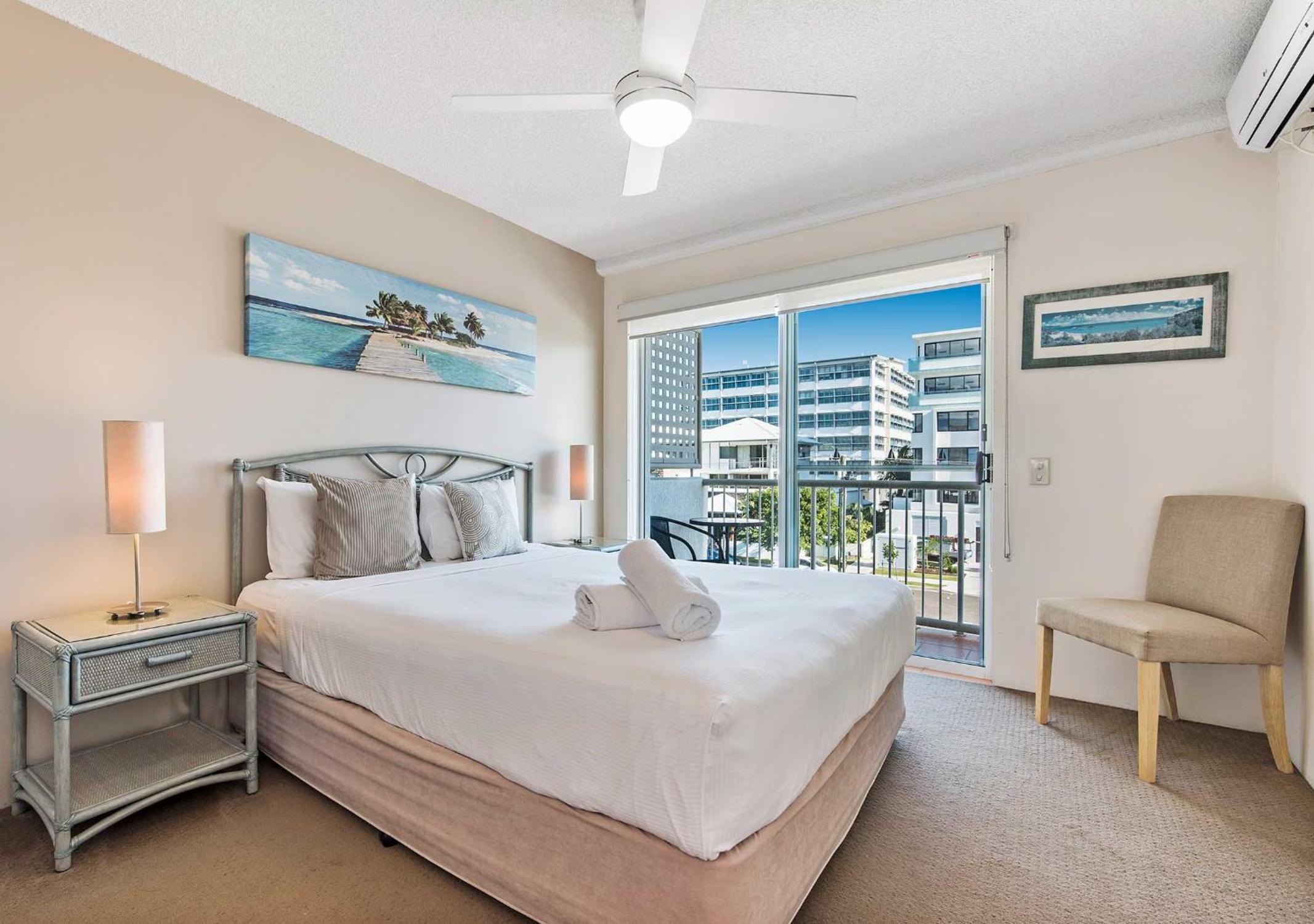 1 Bedroom Marina View Apartment photo 3