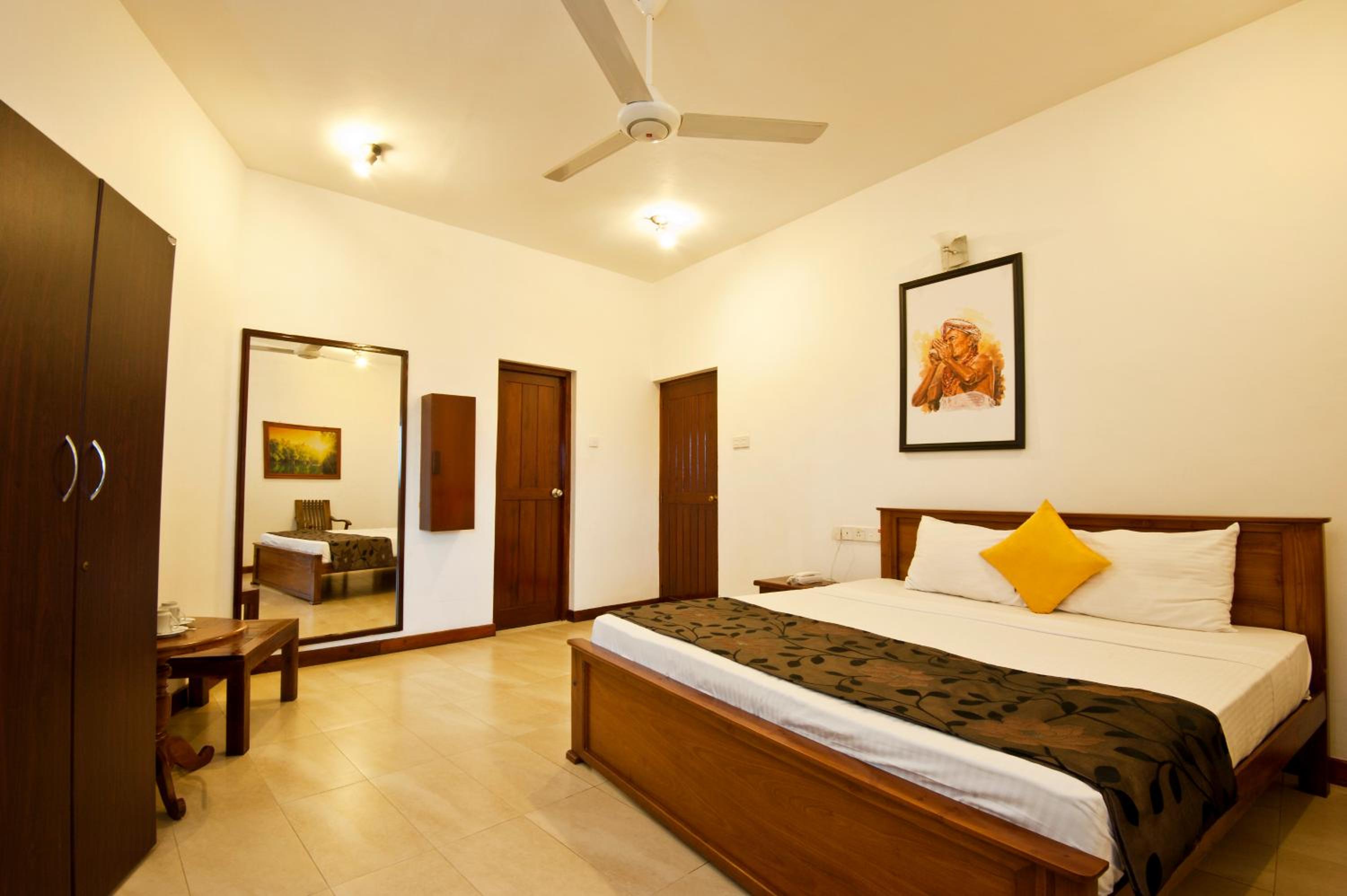 Deluxe Double or Twin Room with Lake View photo 1