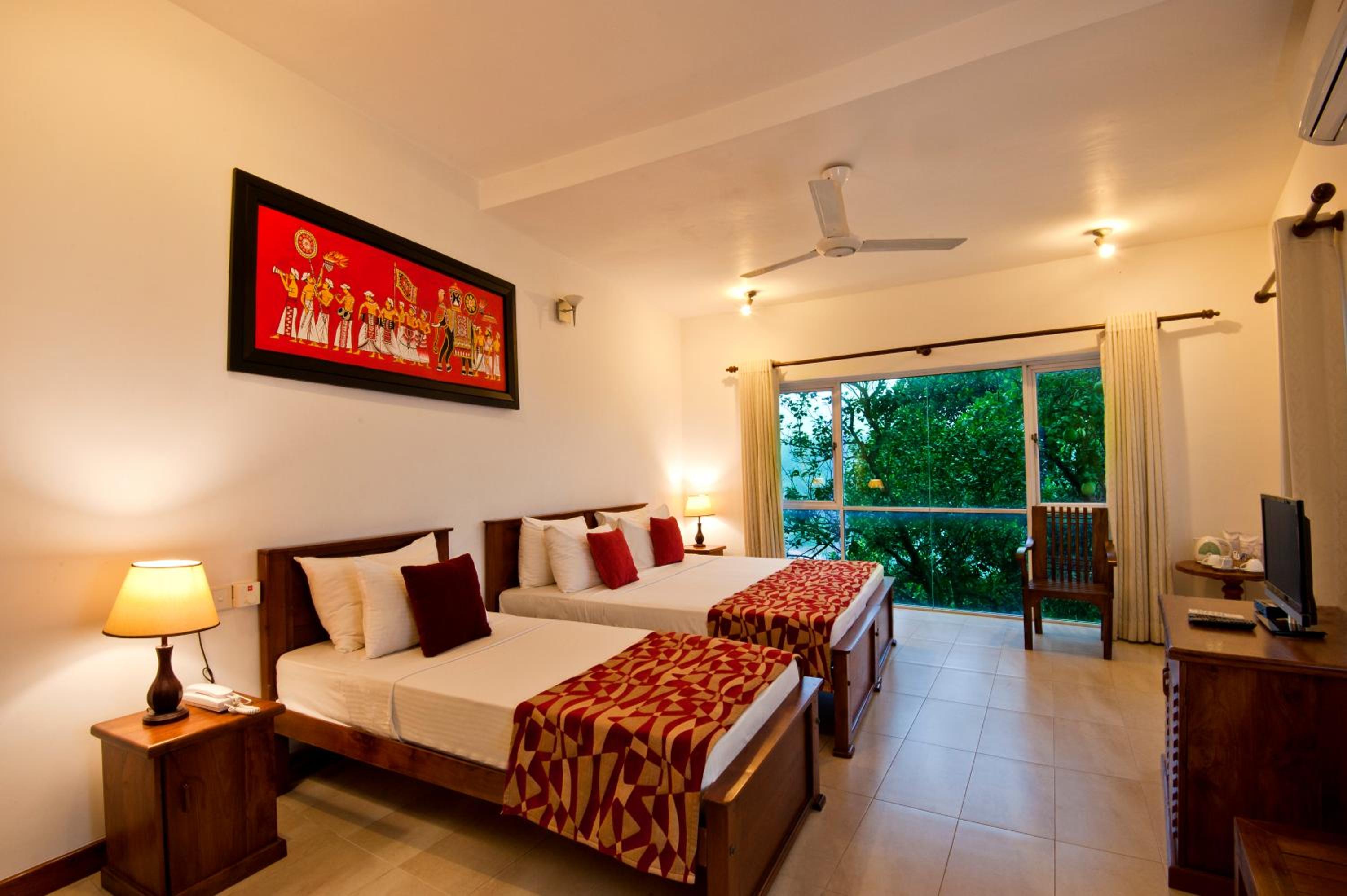 Deluxe Triple Room with Lake View photo 1