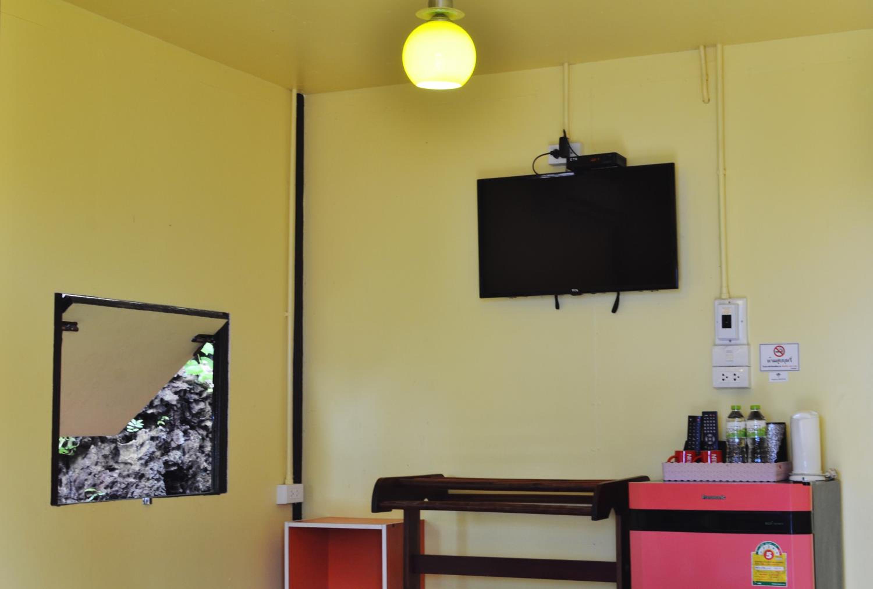 Deluxe Bungalow photo 3