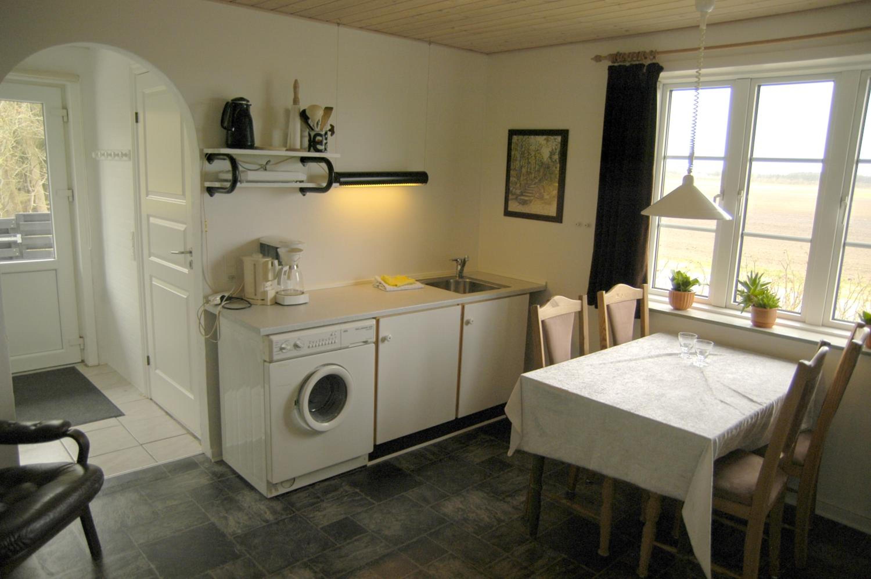 Double or Twin Room with Shared Bathroom photo 3