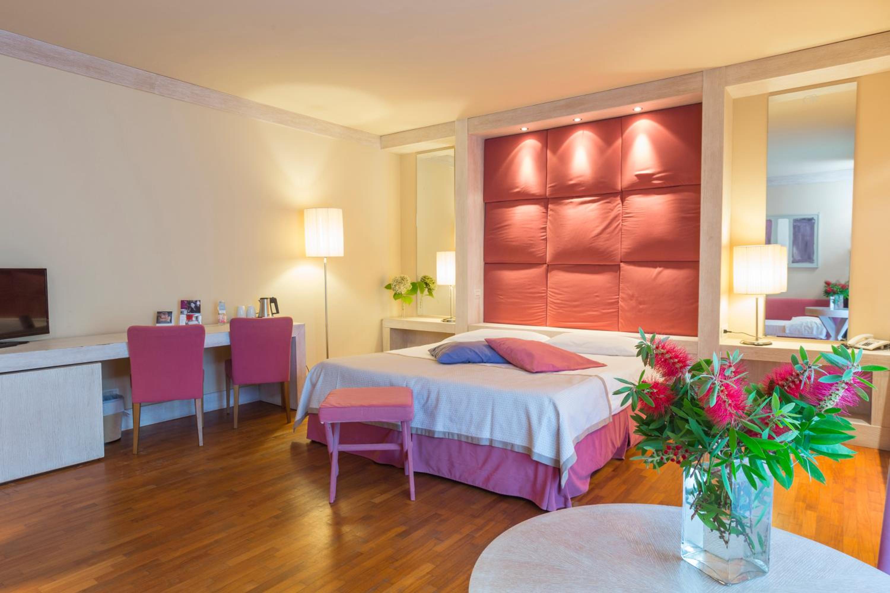 Deluxe Triple Room - Photo 5
