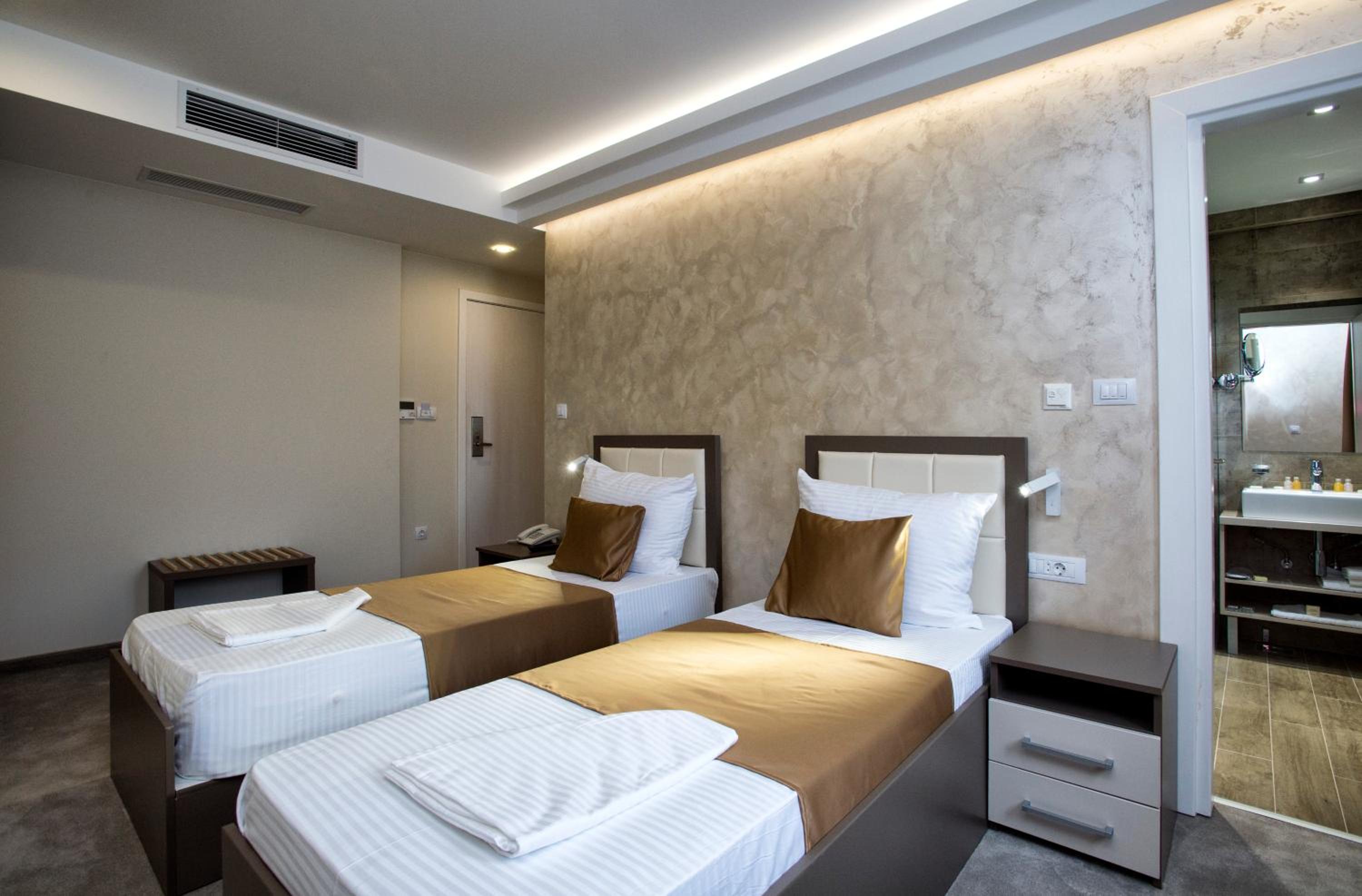 Deluxe Twin Room photo 1