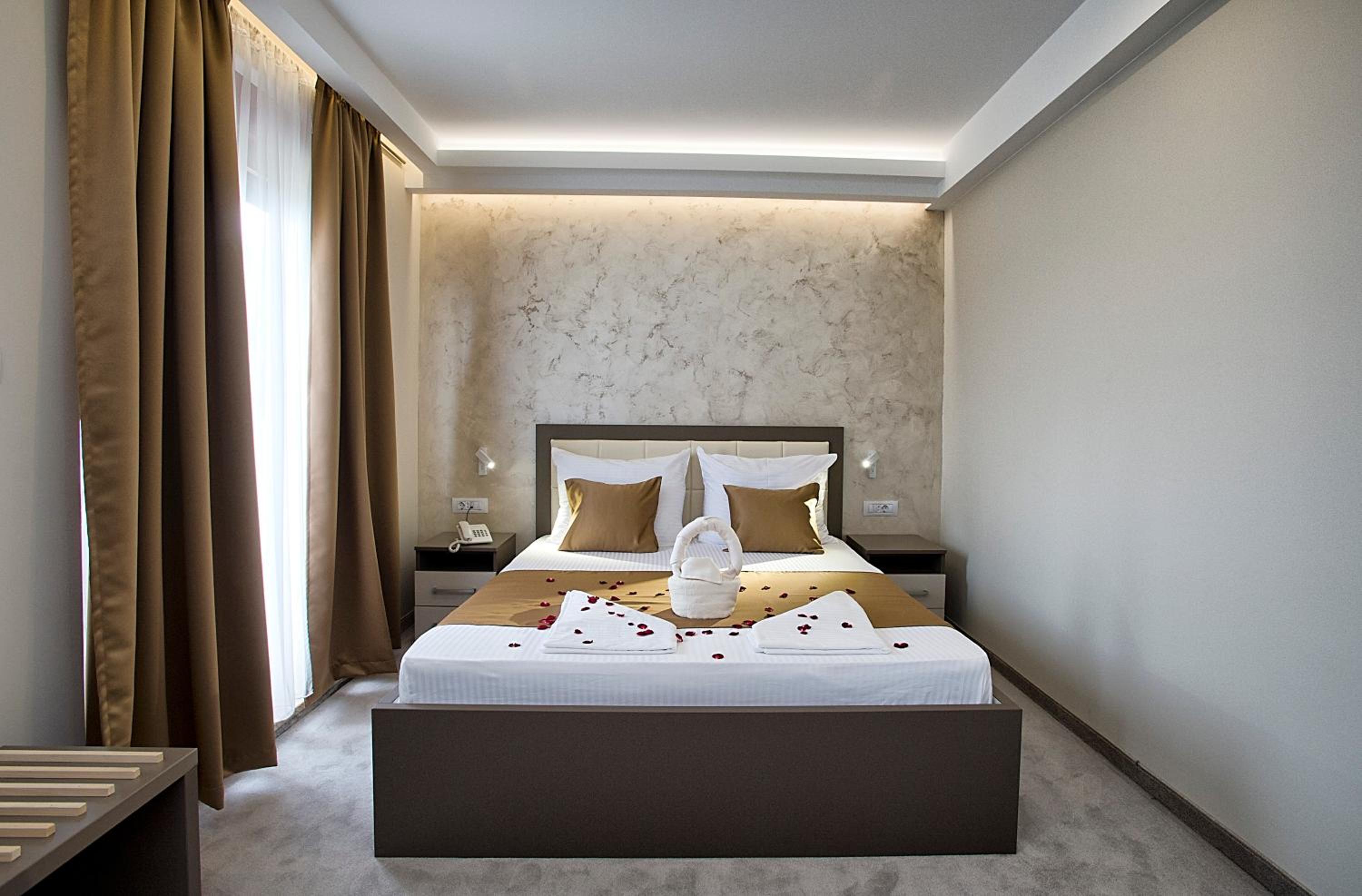 Deluxe Double Room with Shower photo 1