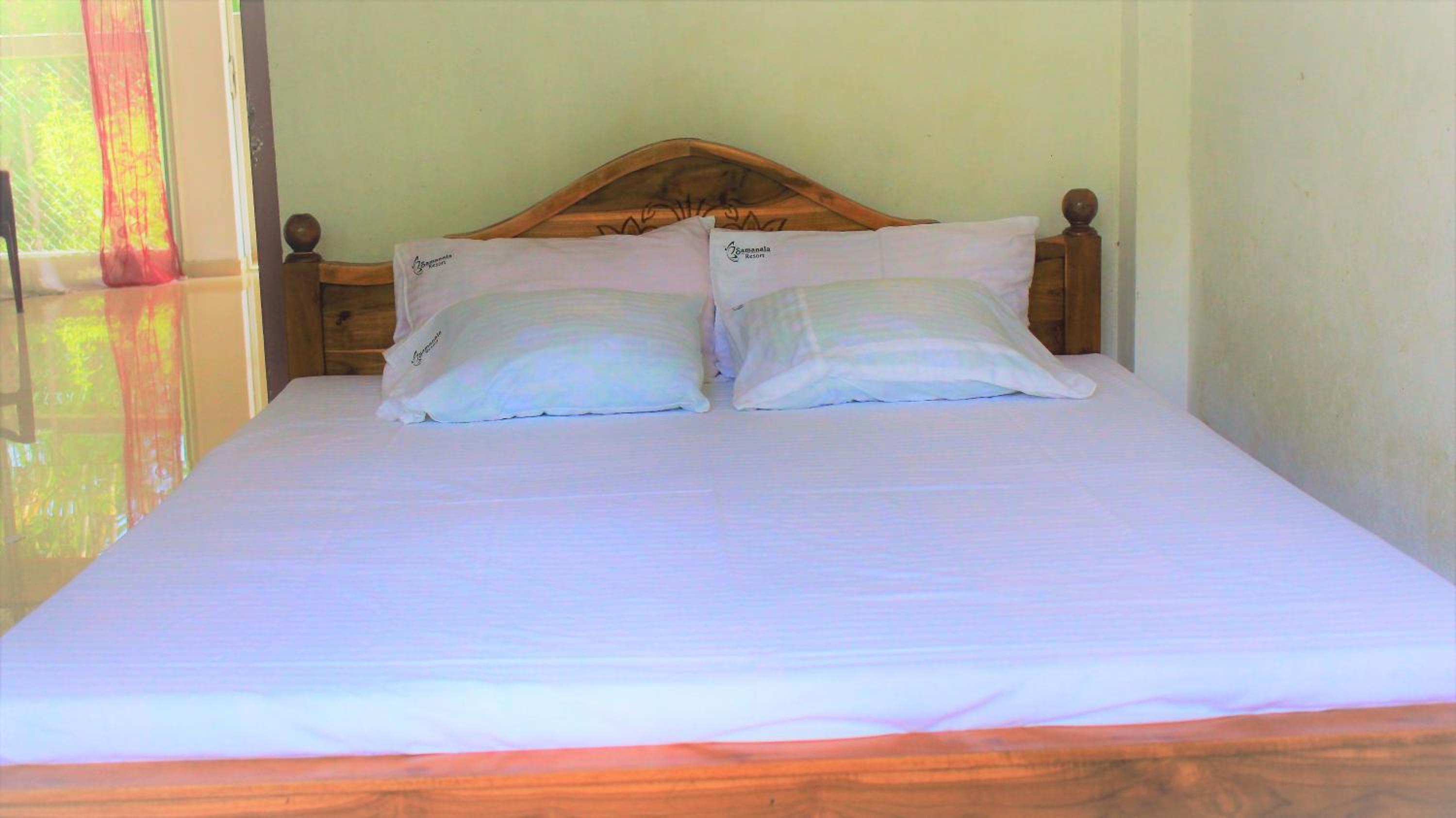 Queen Room photo 3