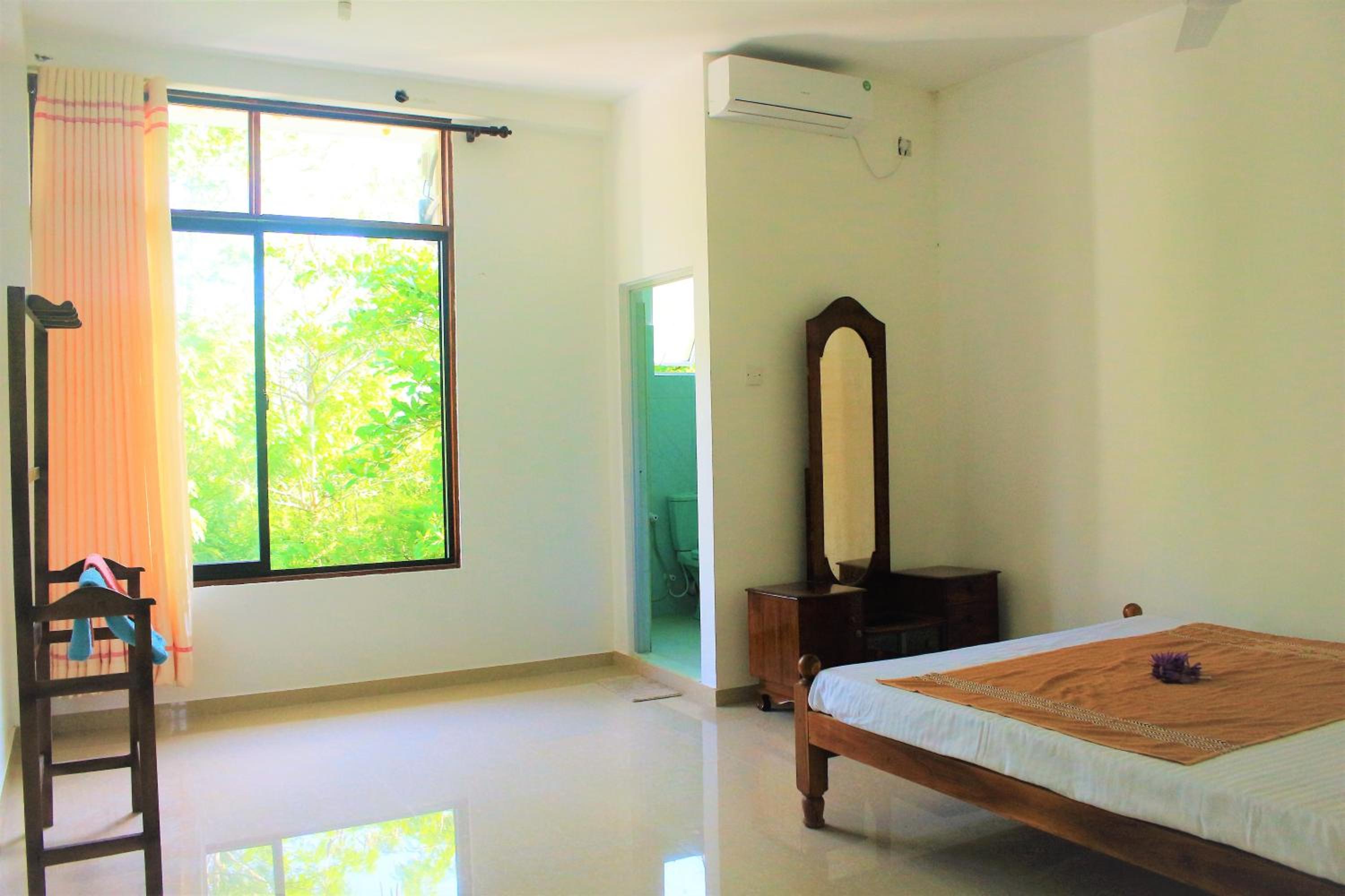 Deluxe Family Room photo 3