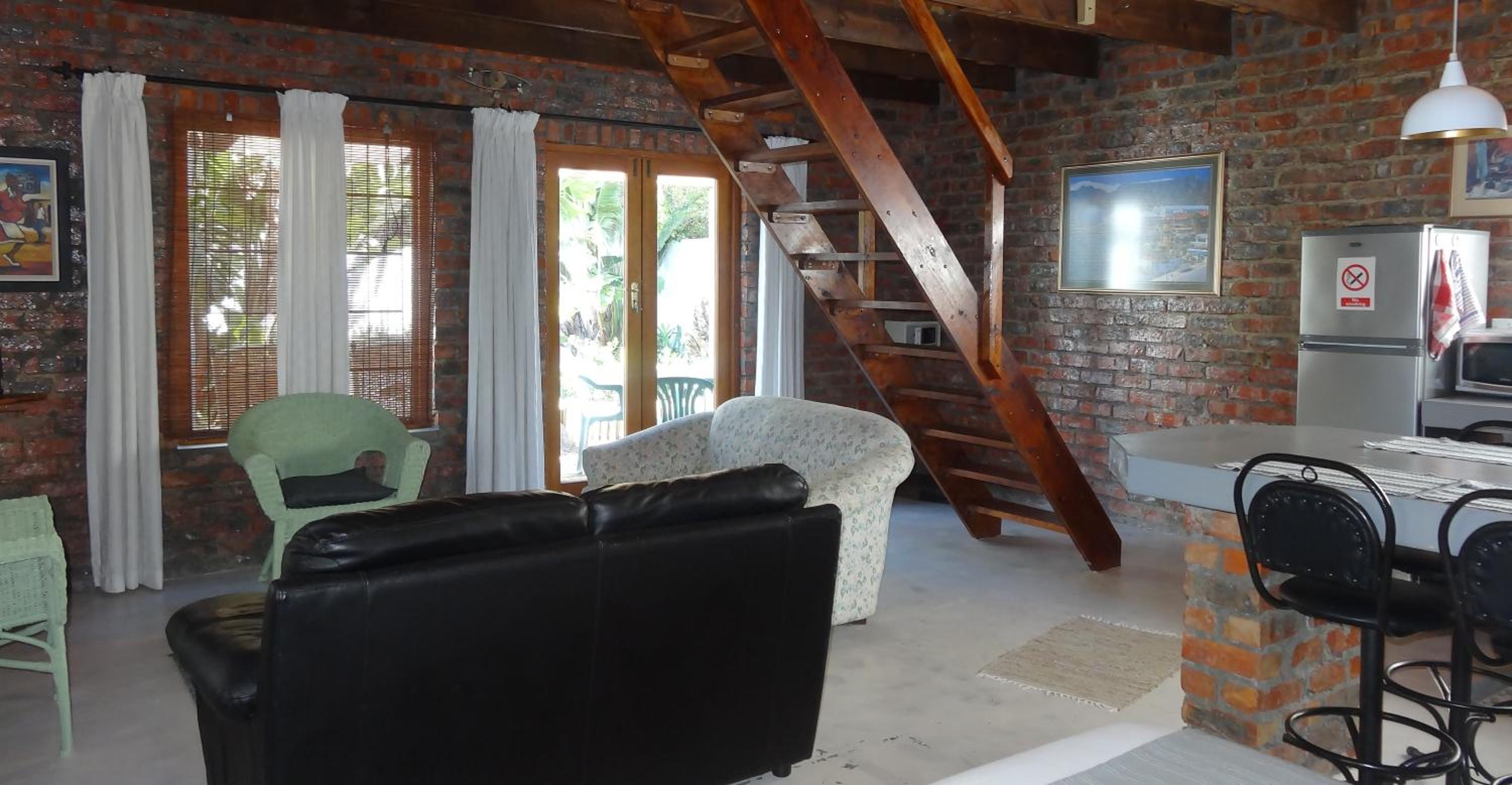 Family Cottage - Photo 3