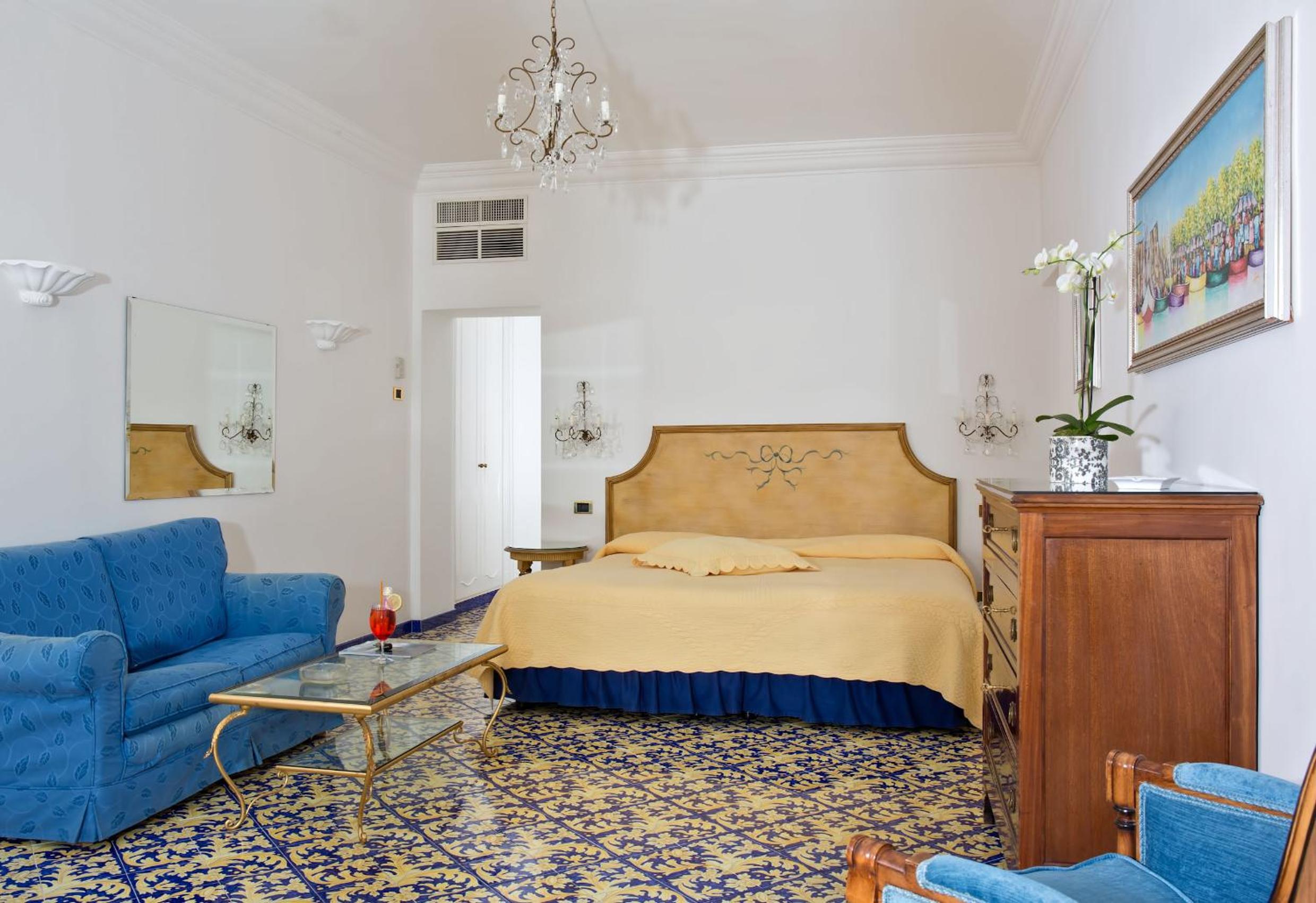 Deluxe Double Room With Sea View photo 3