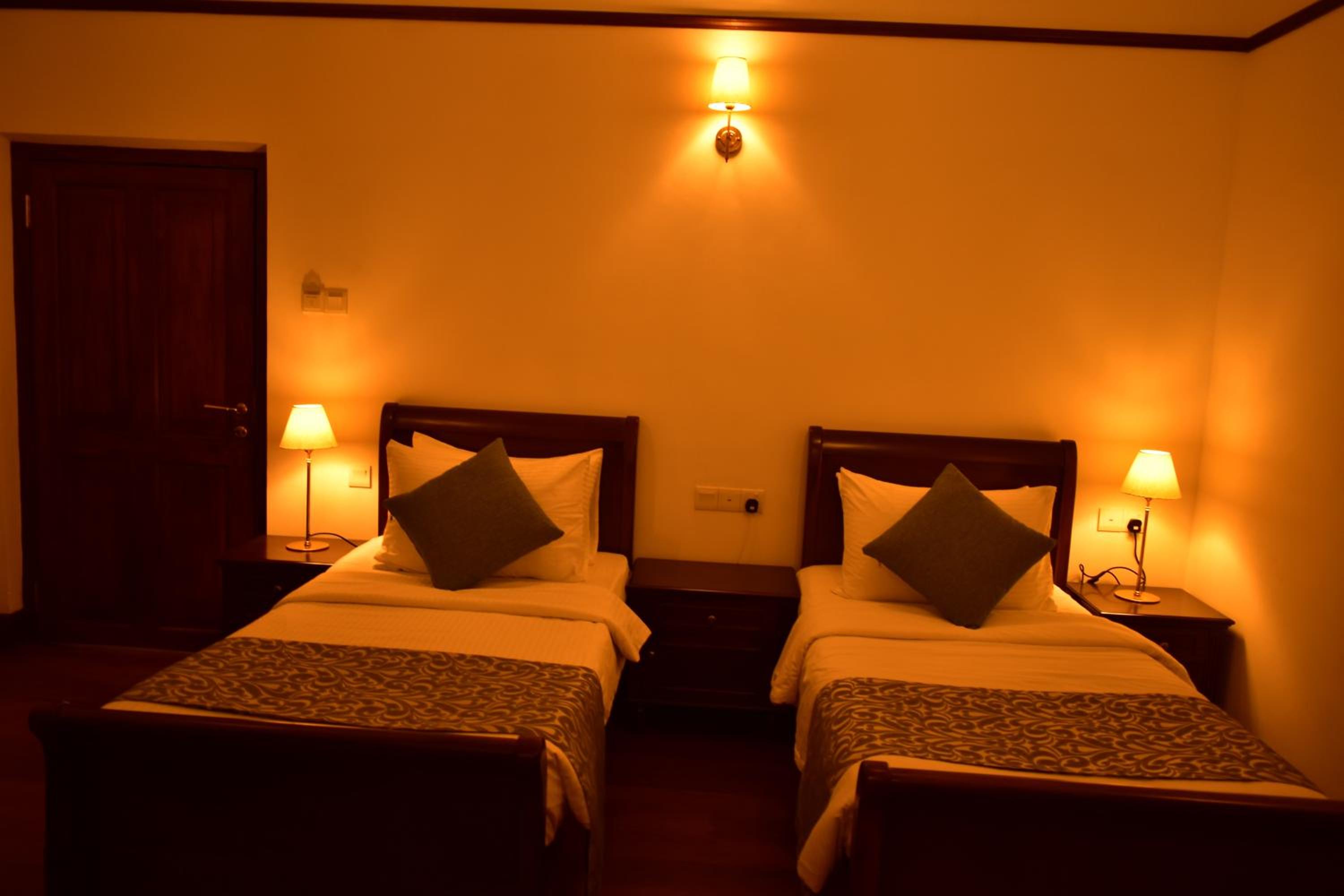 Deluxe Double or Twin Room photo 1
