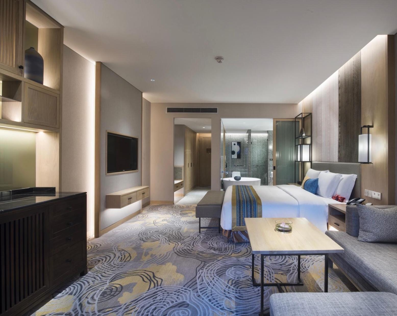 Standard King Room