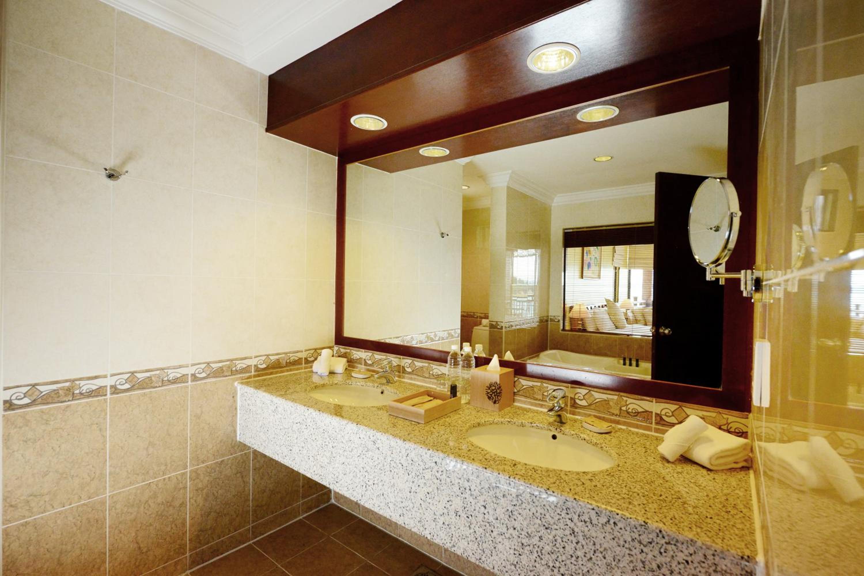 Premier Seaview Chalet - Photo 3