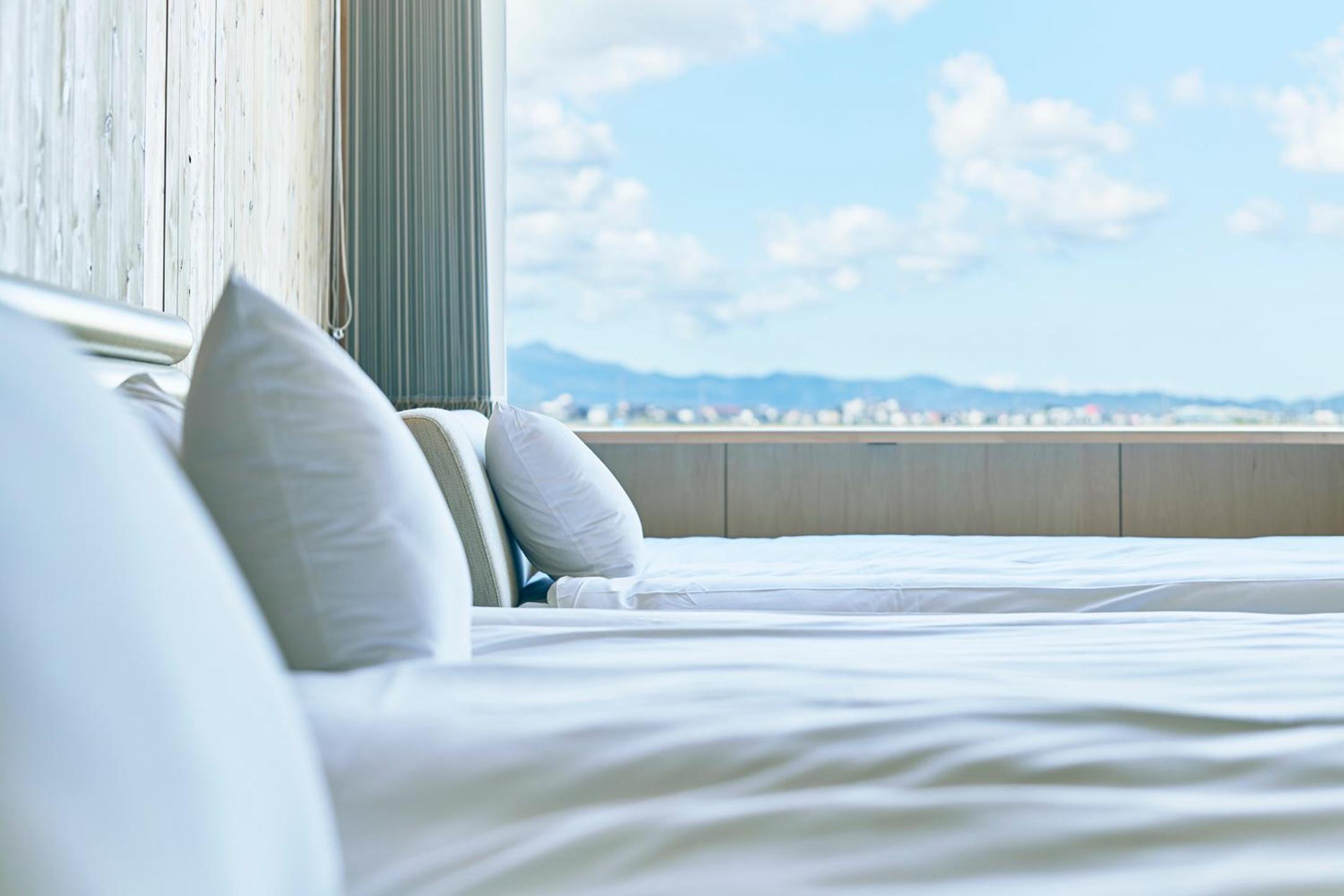 Triple Room with View - Photo 5