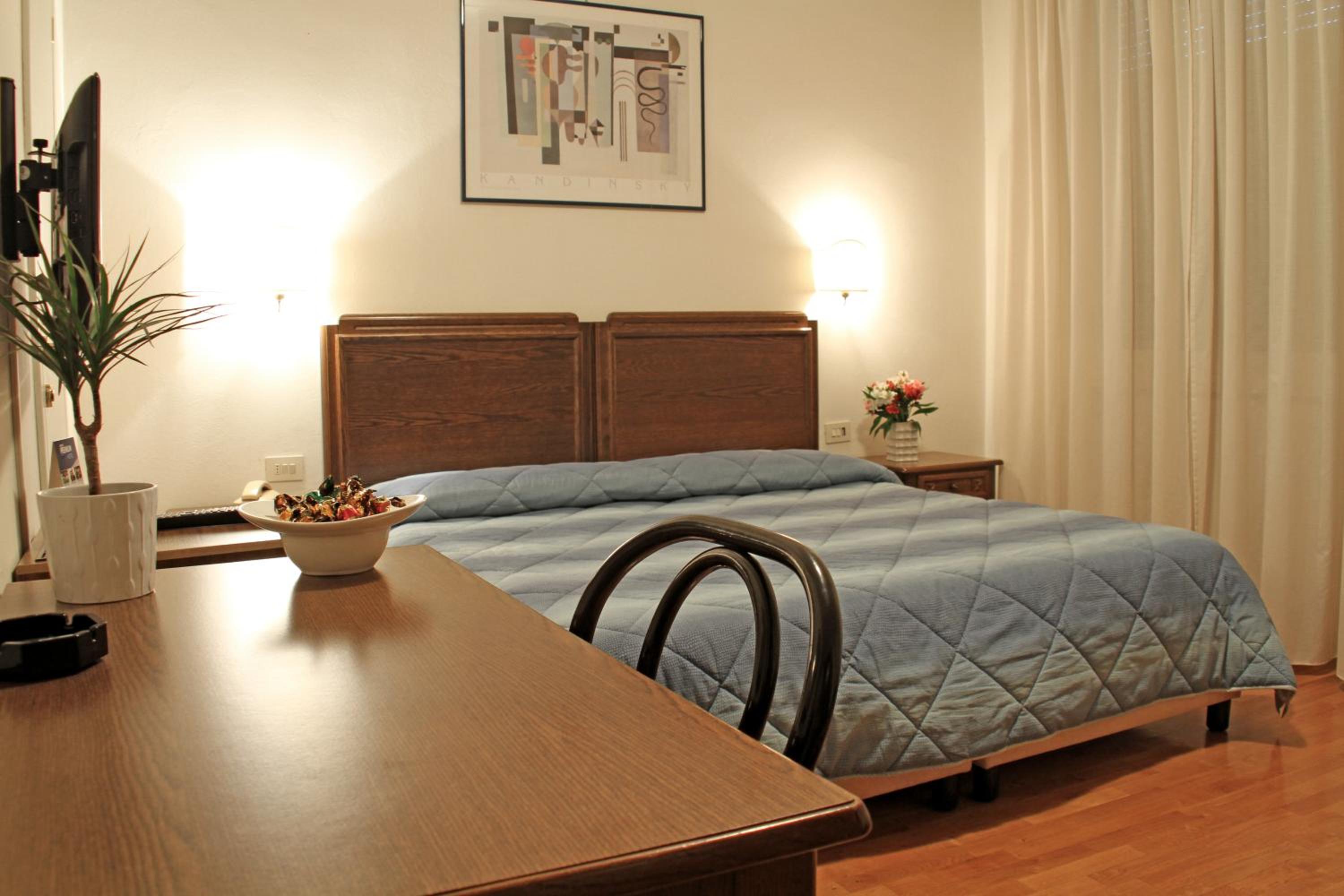 Triple Room - Photo 1