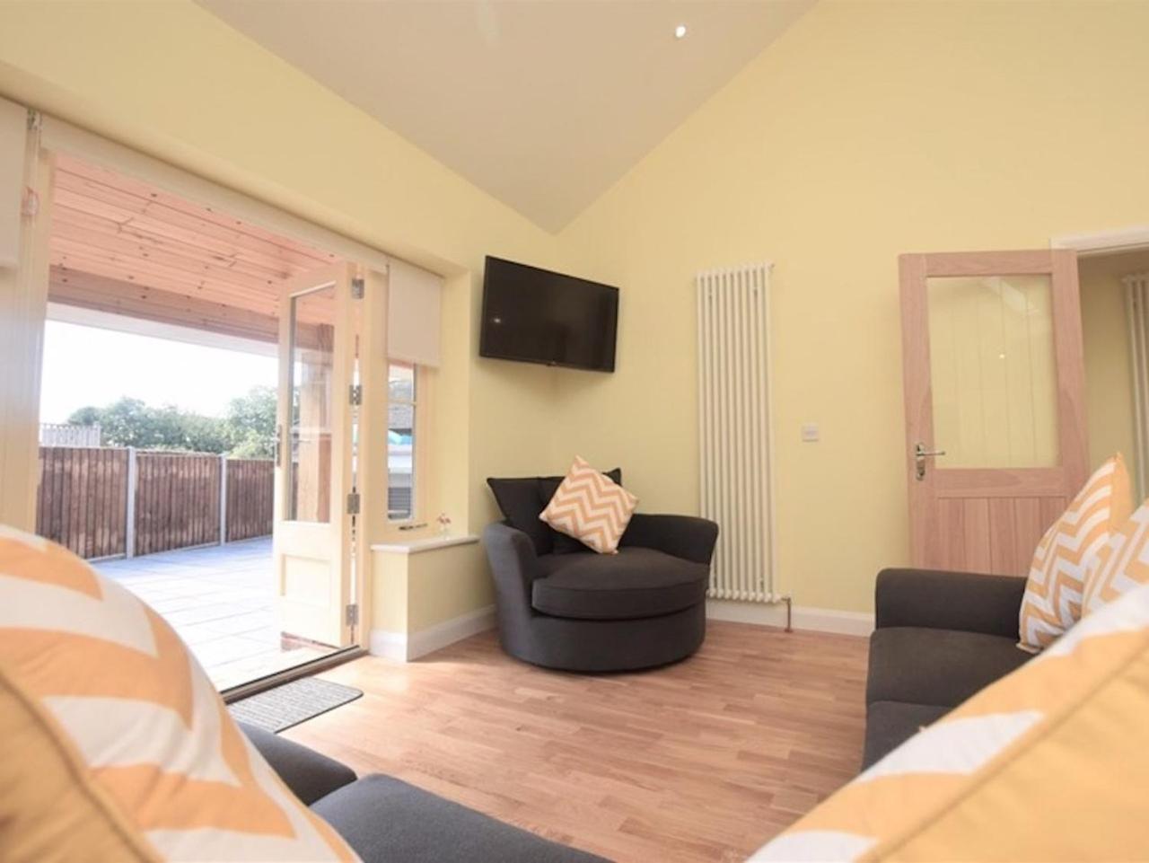 Three-Bedroom Cottage