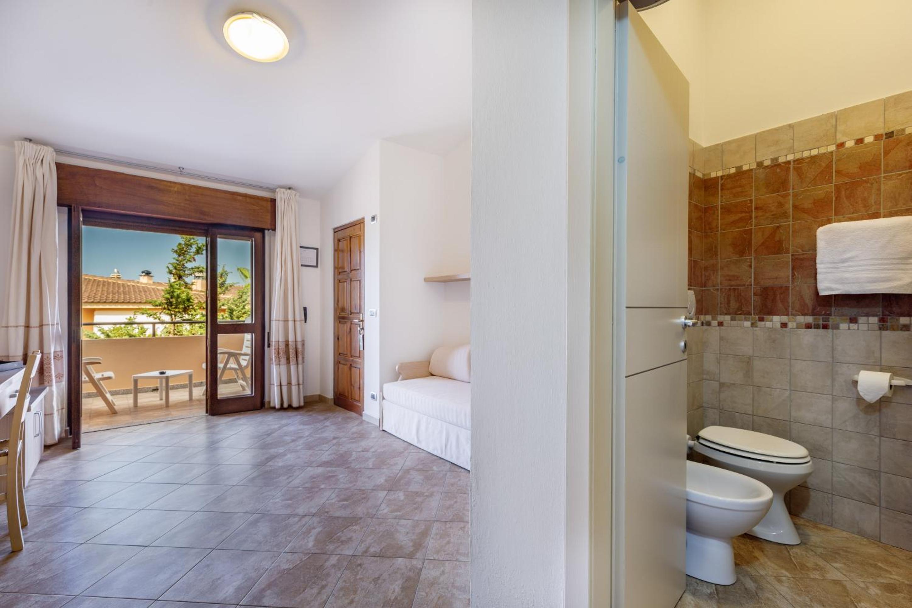 Superior One-Bedroom Apartment