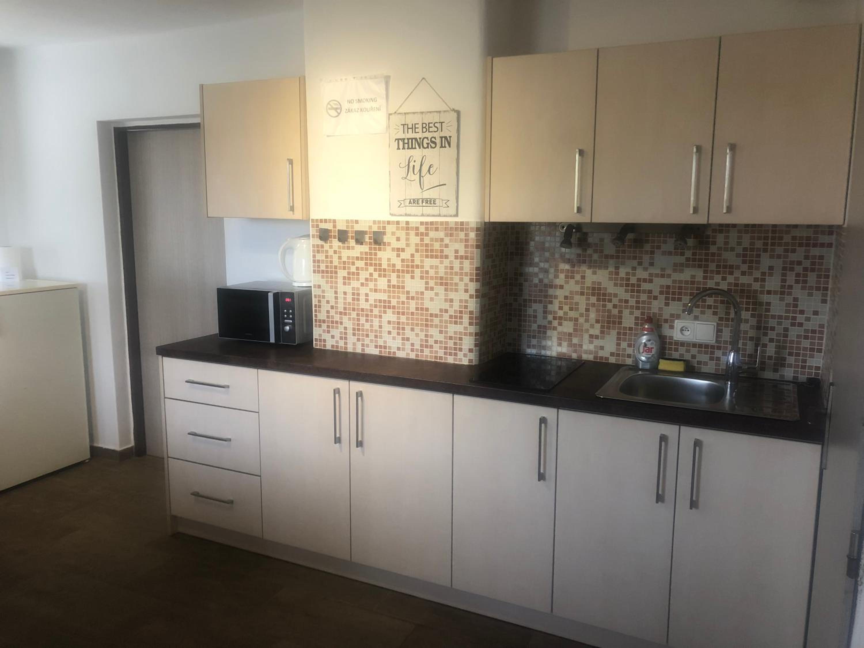 Two-Bedroom Apartment - Photo 3