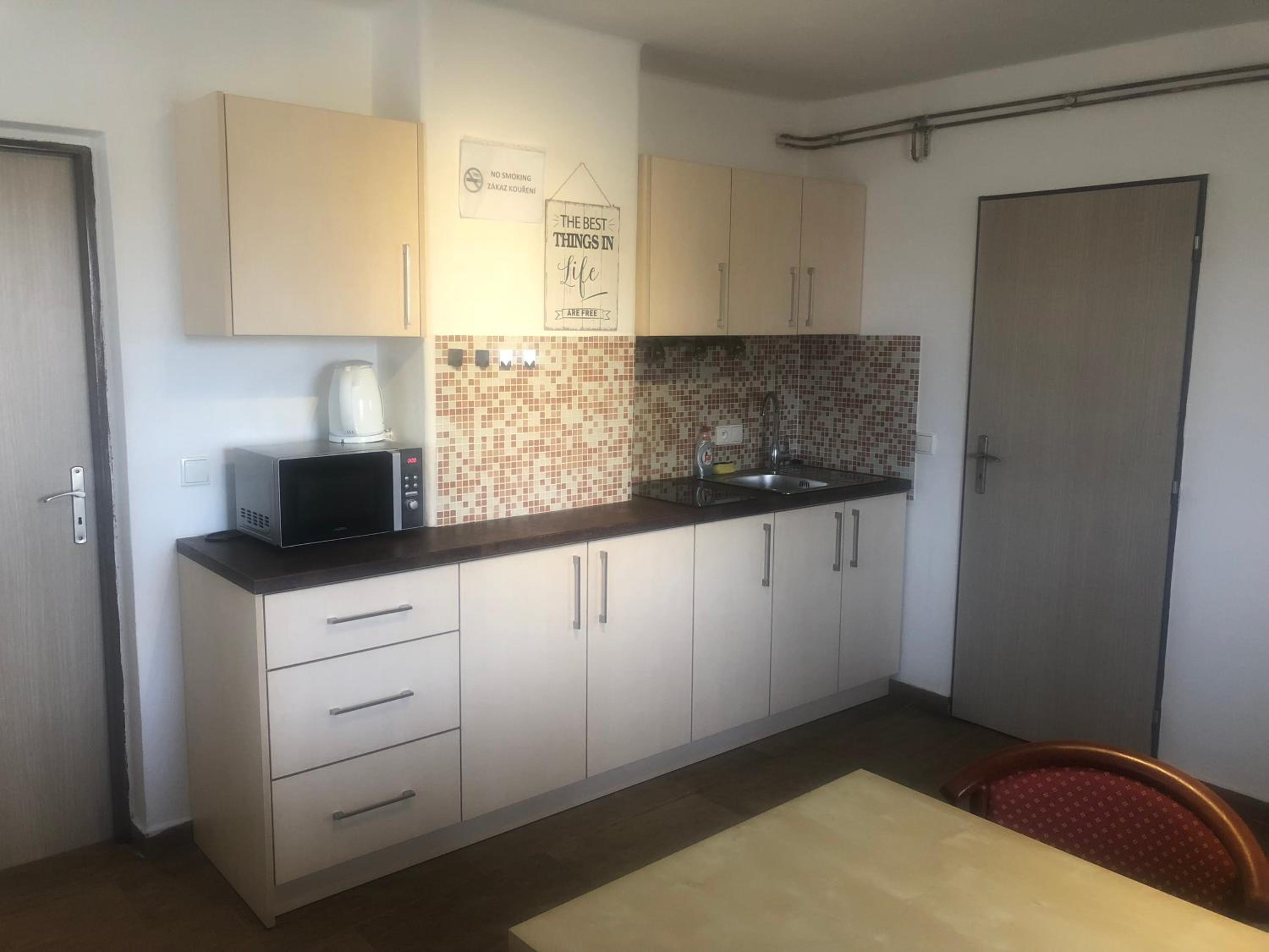 Two-Bedroom Apartment - Photo 2