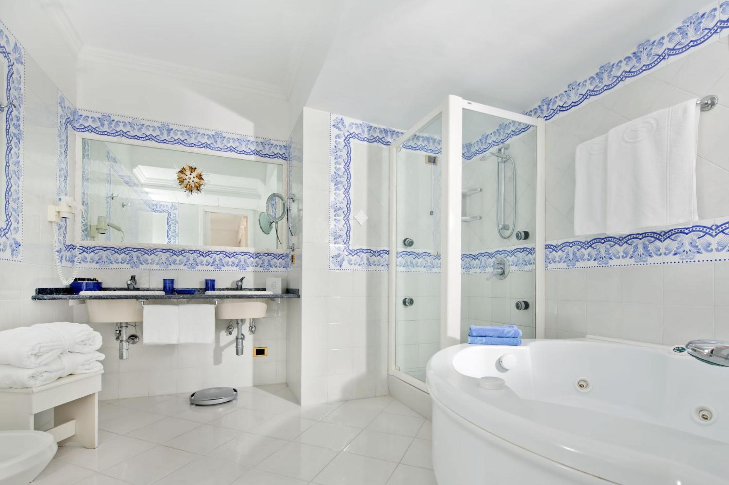 Superior Double Or Twin Room photo 2