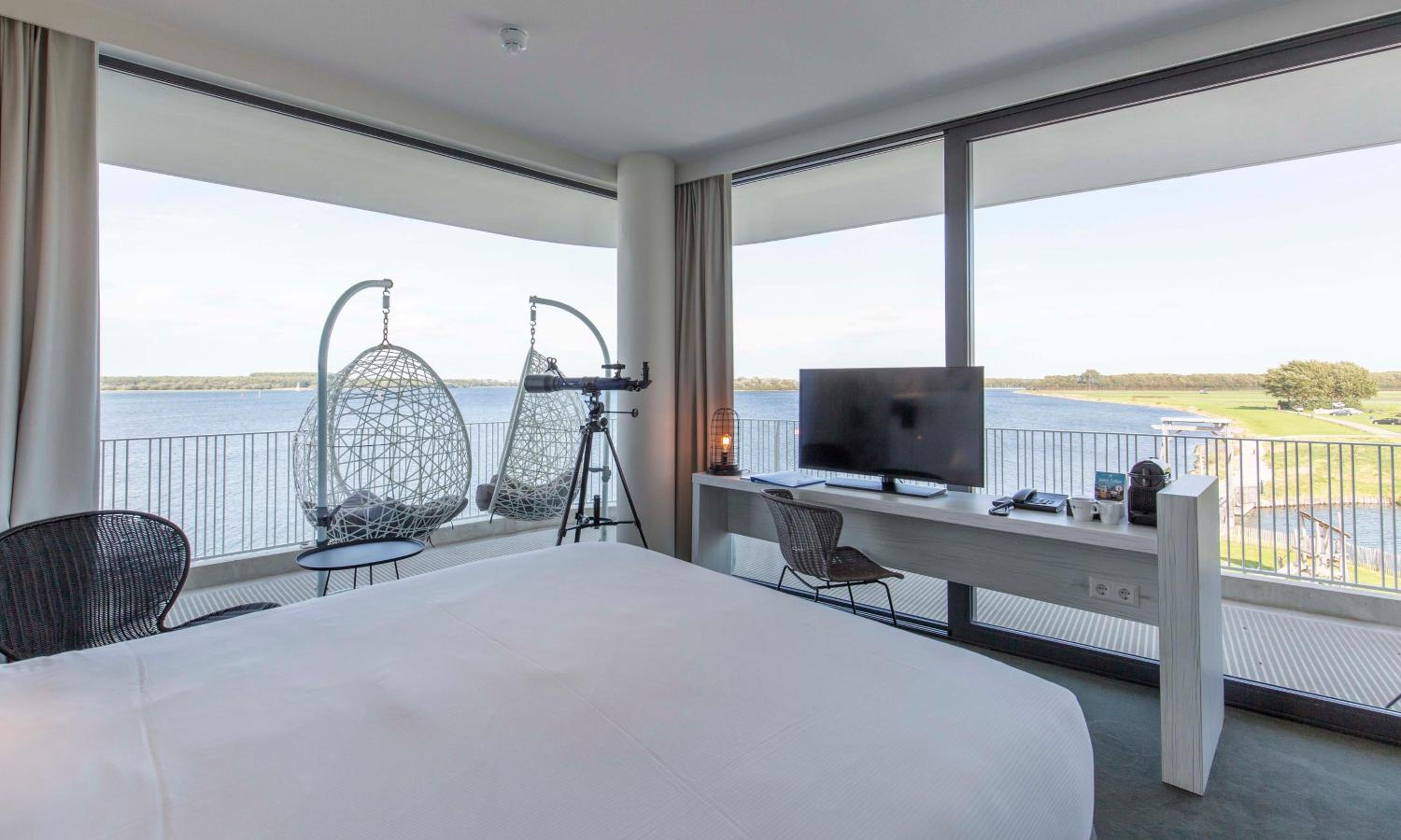 Executive Room Lake View