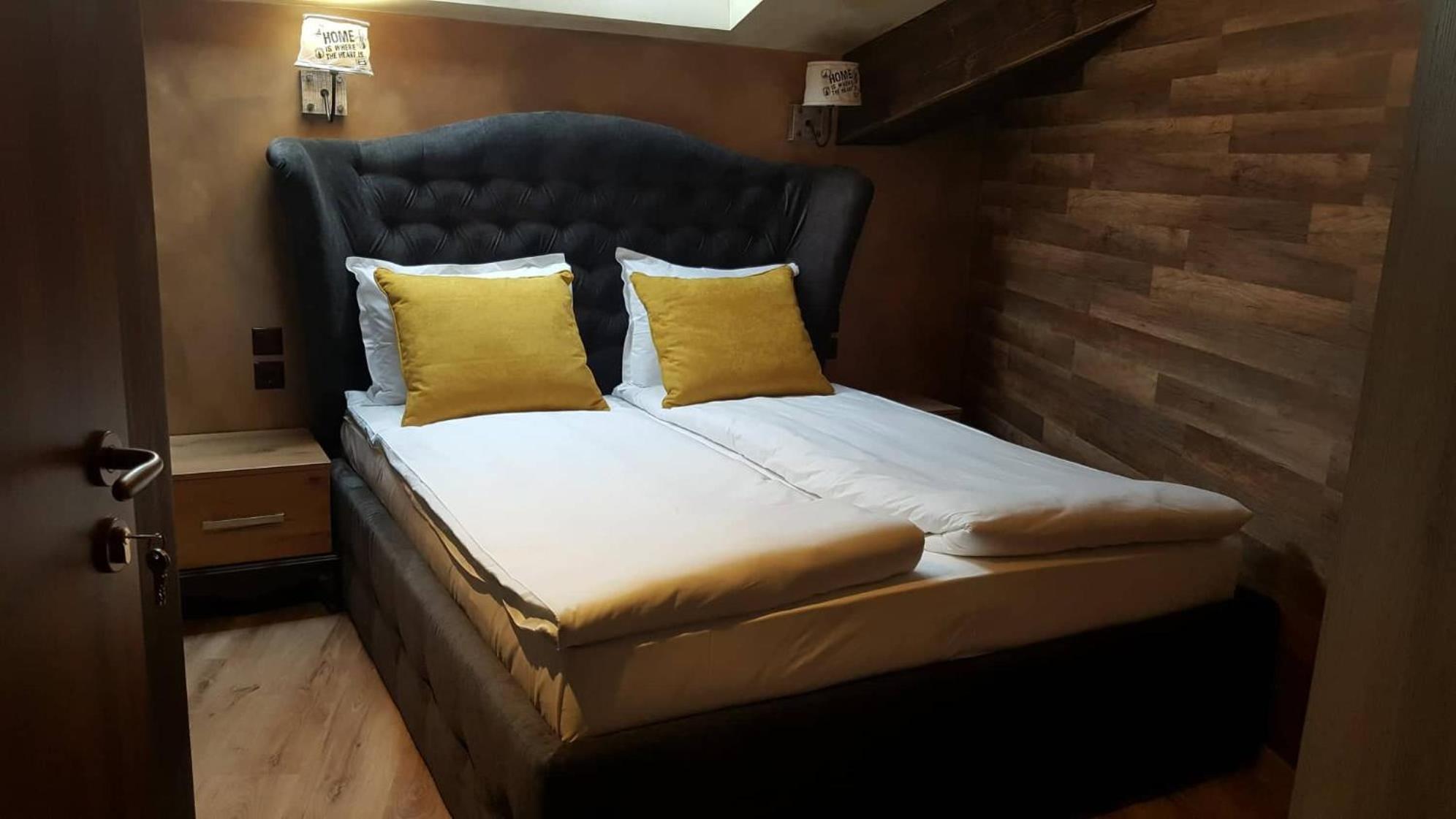 Deluxe Double Room - Photo 3