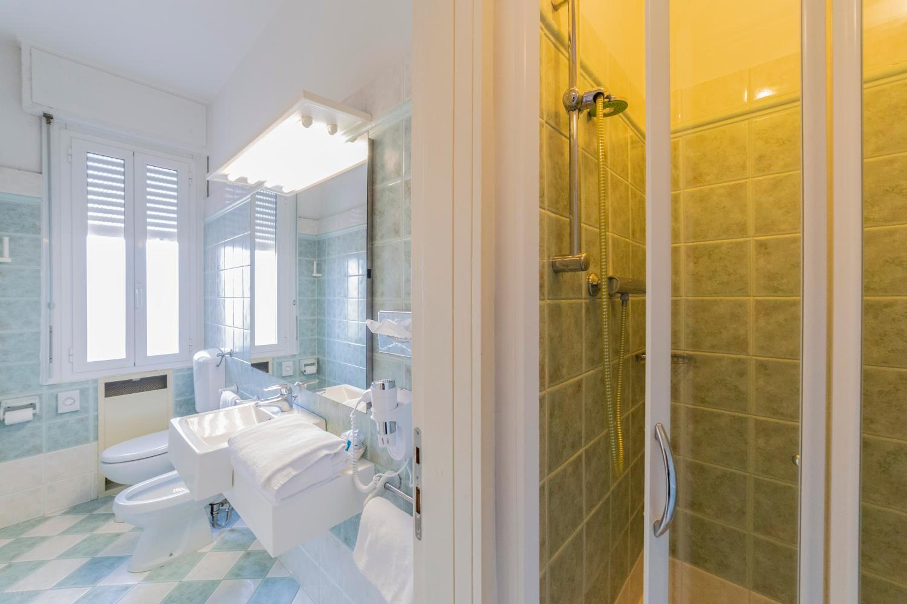 Quality Double Room - Photo 5