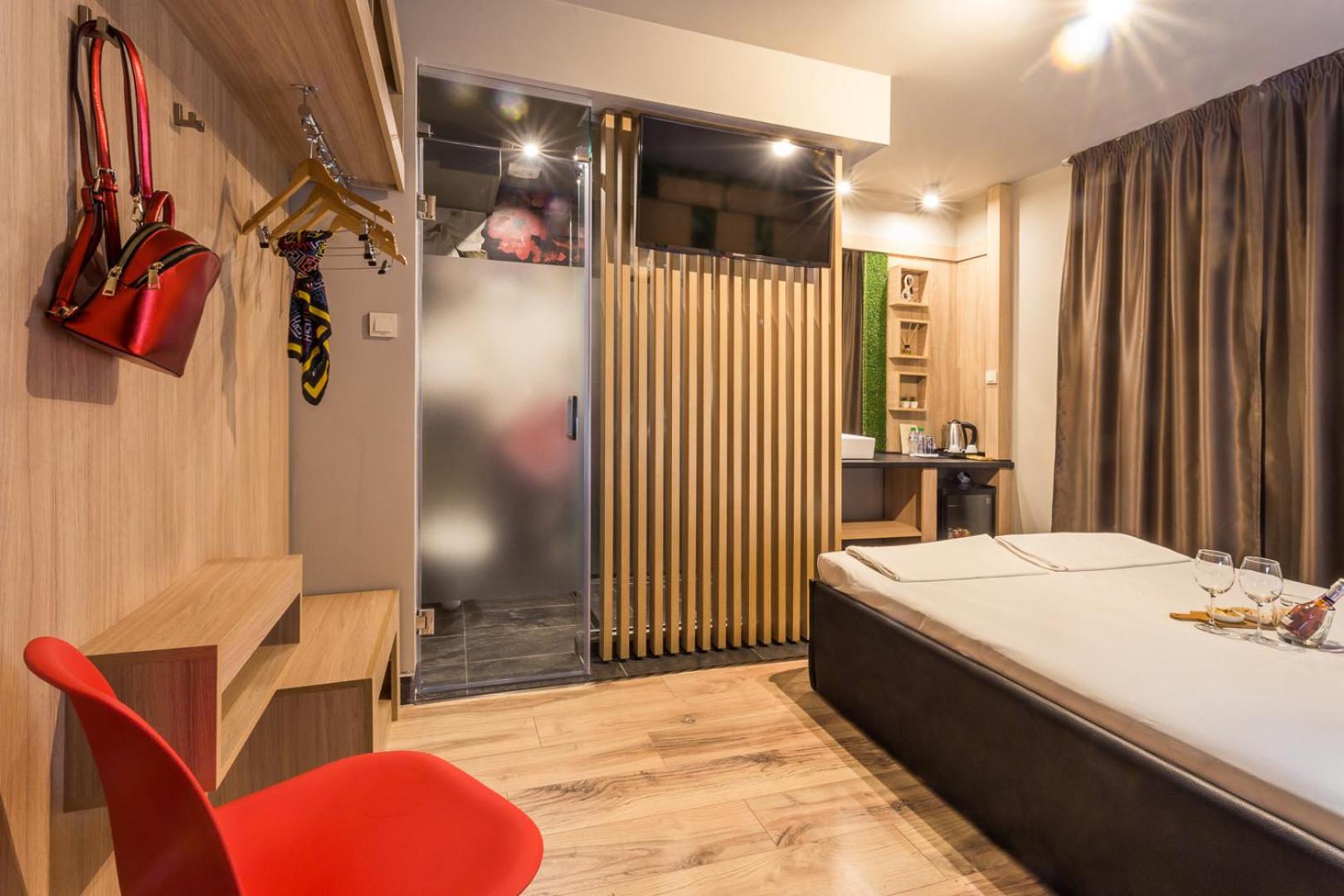 Standard Twin Room - Photo 7