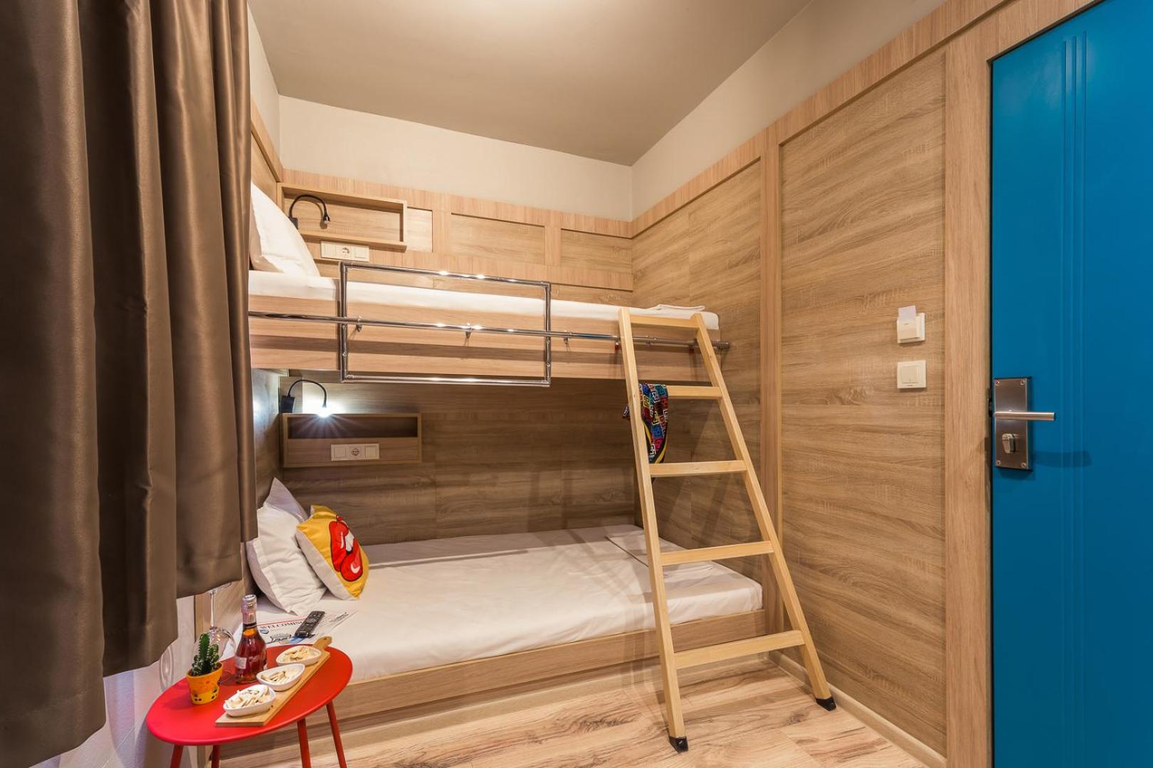 Single Room photo 2