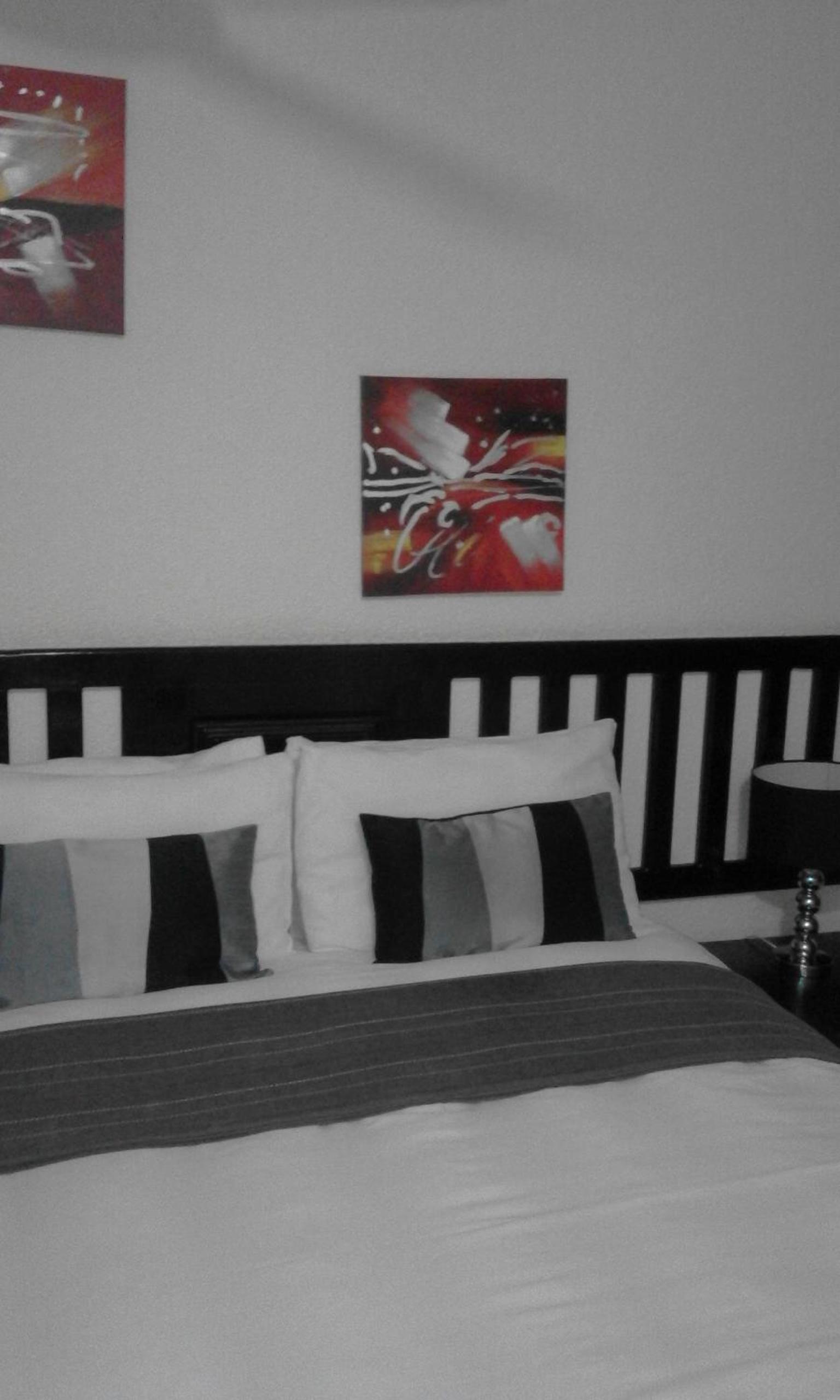 Deluxe Double or Twin Room - Photo 3