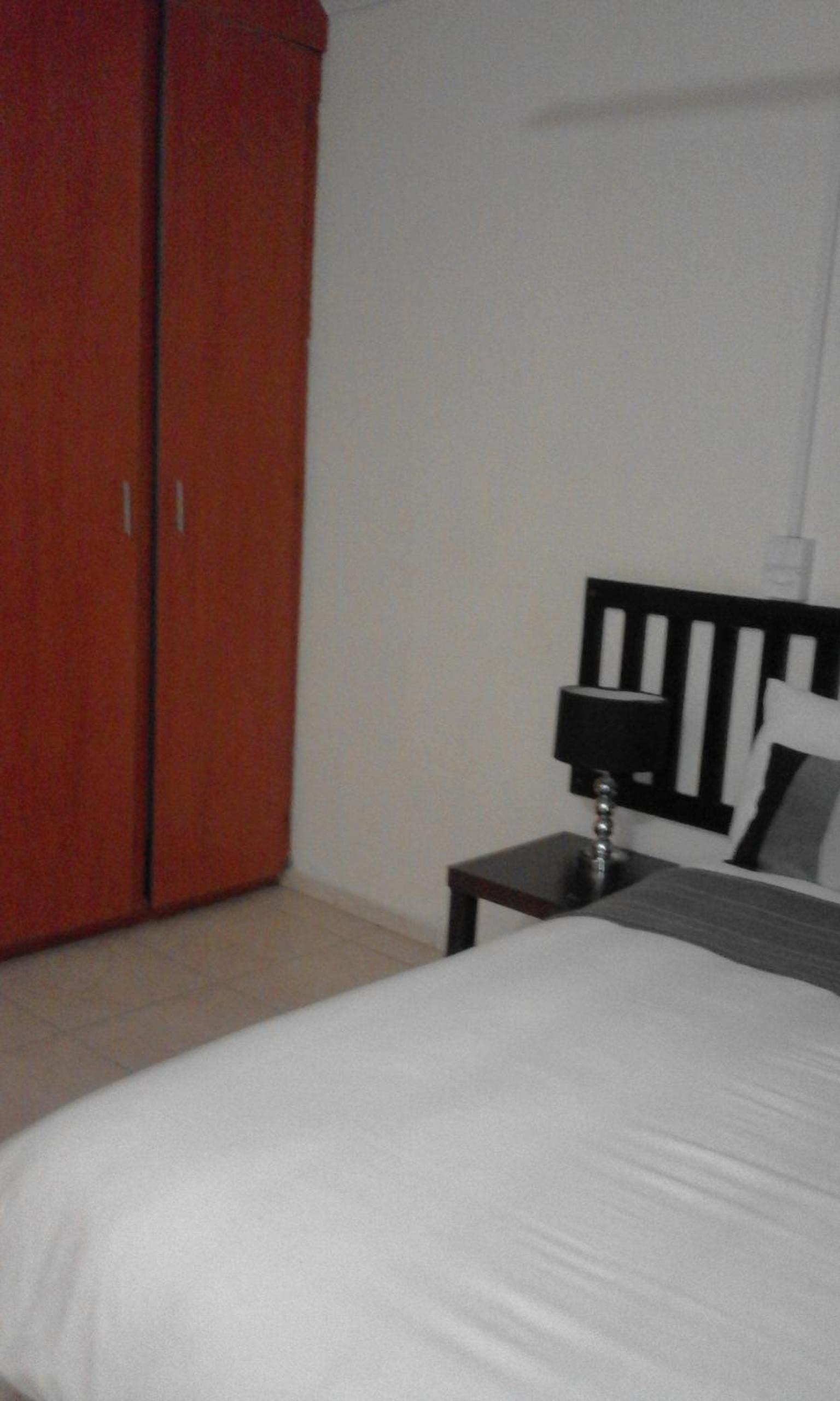 Deluxe Double or Twin Room - Photo 13