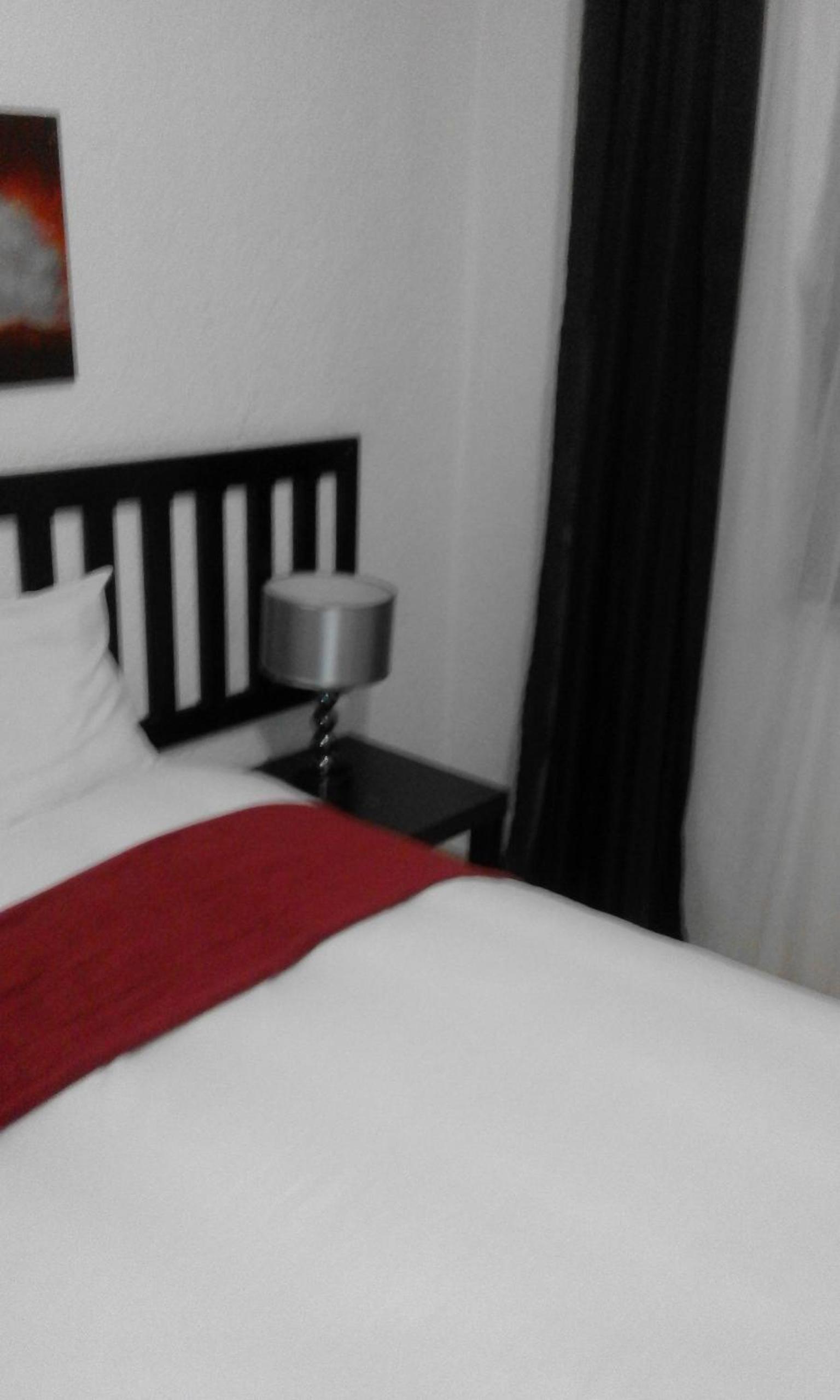 Deluxe Double or Twin Room - Photo 17