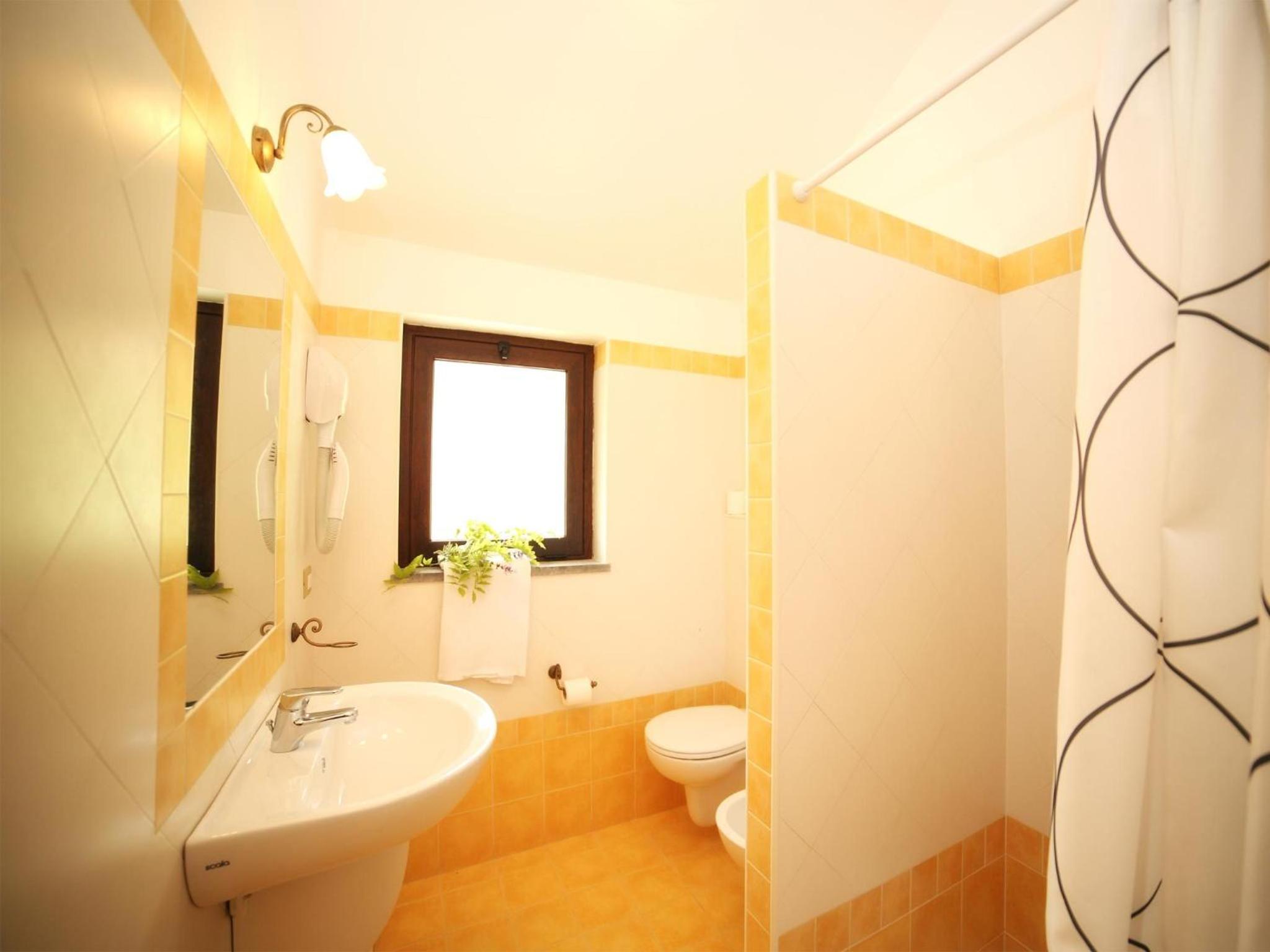 Deluxe Double Or Twin Room With Terrace photo 2