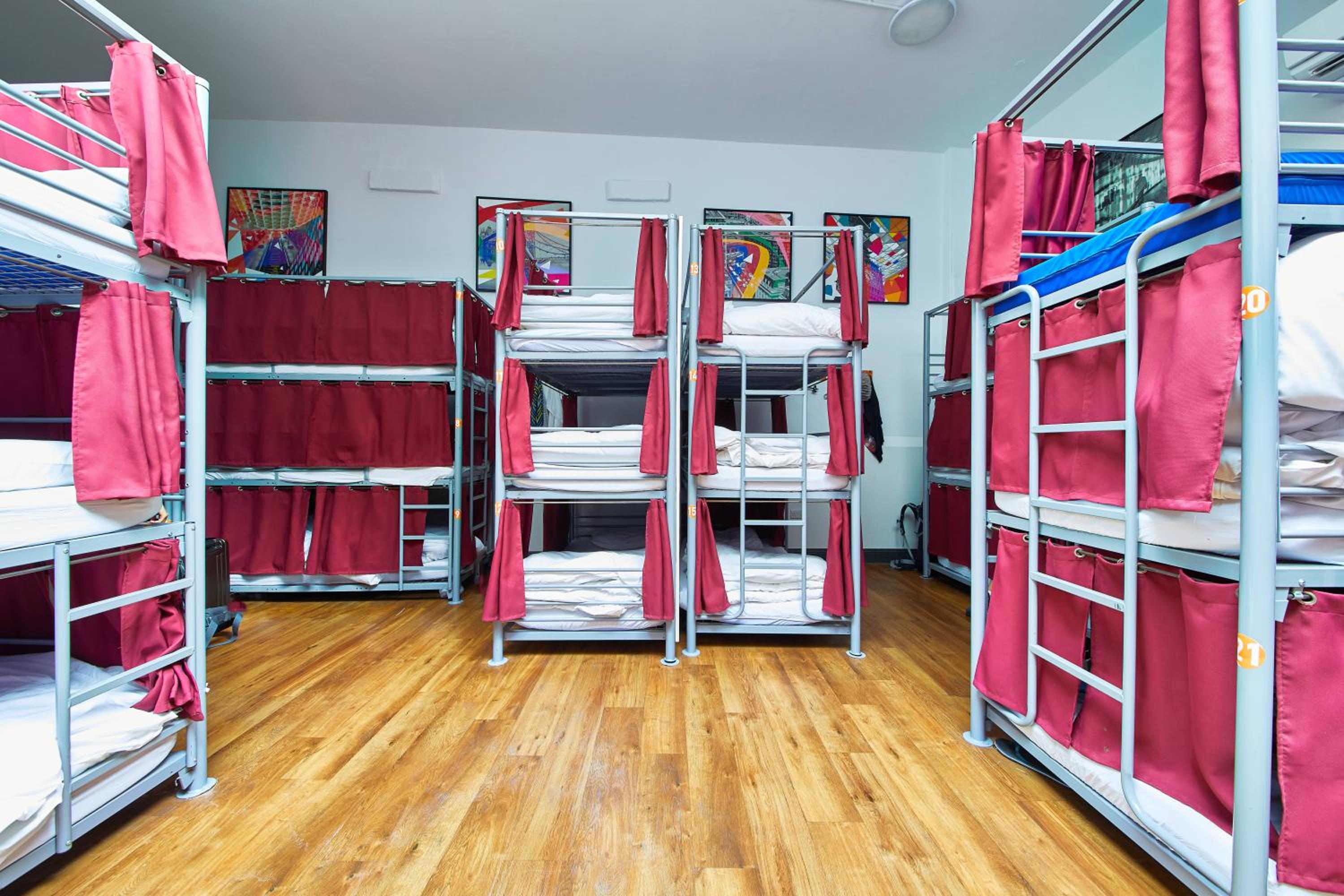Bed in 15-Bed Mixed Dorm with Triple Bunks and External Shared Bathroom photo 3