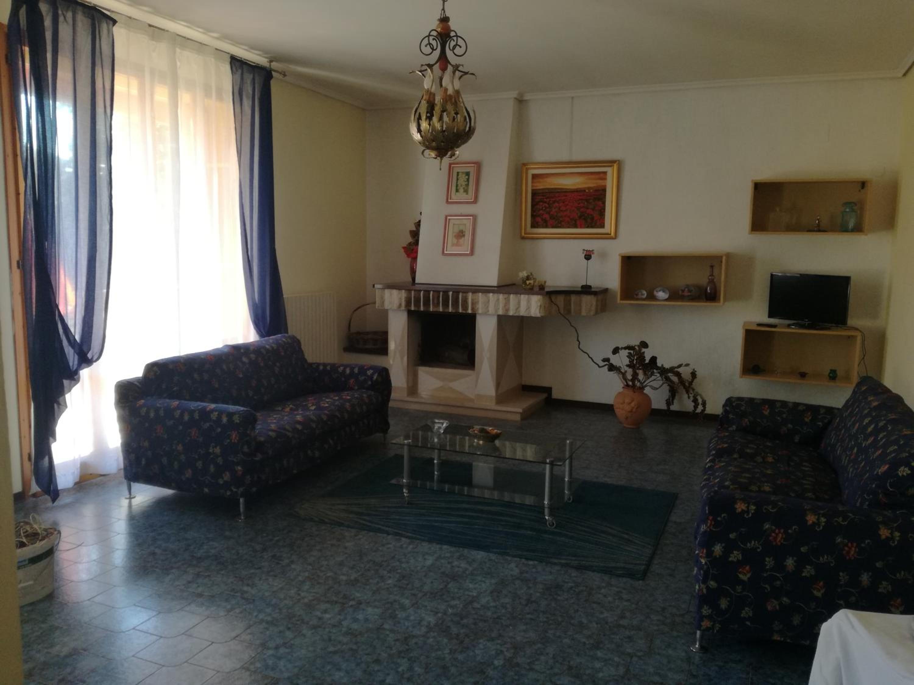 Apartment photo 1