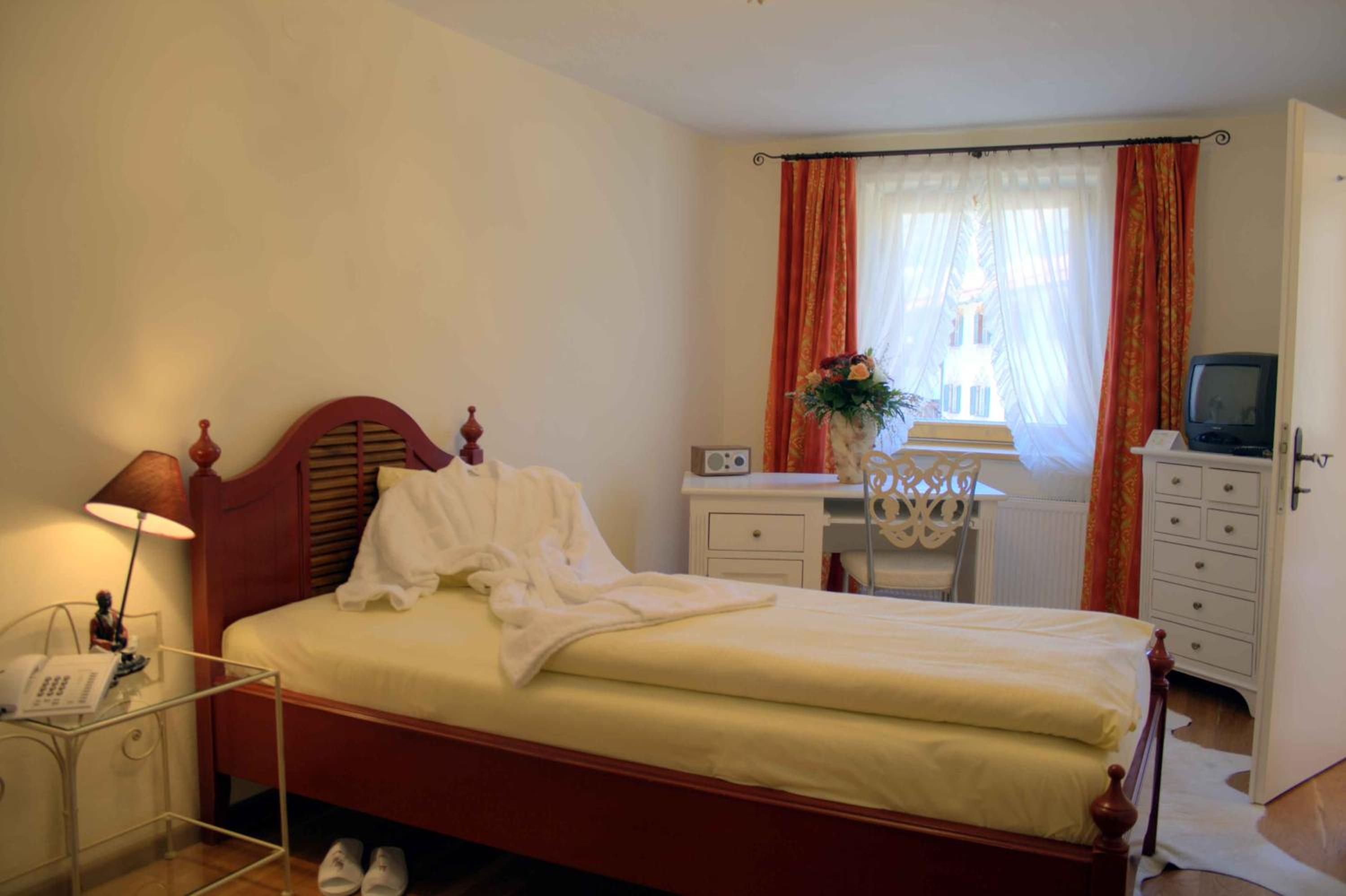 Single Room photo 1