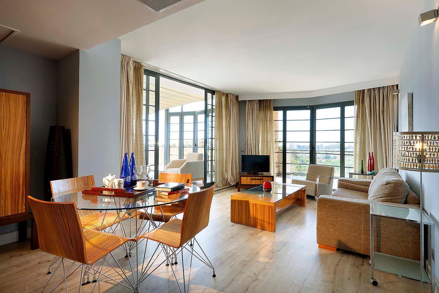 Premium Suite