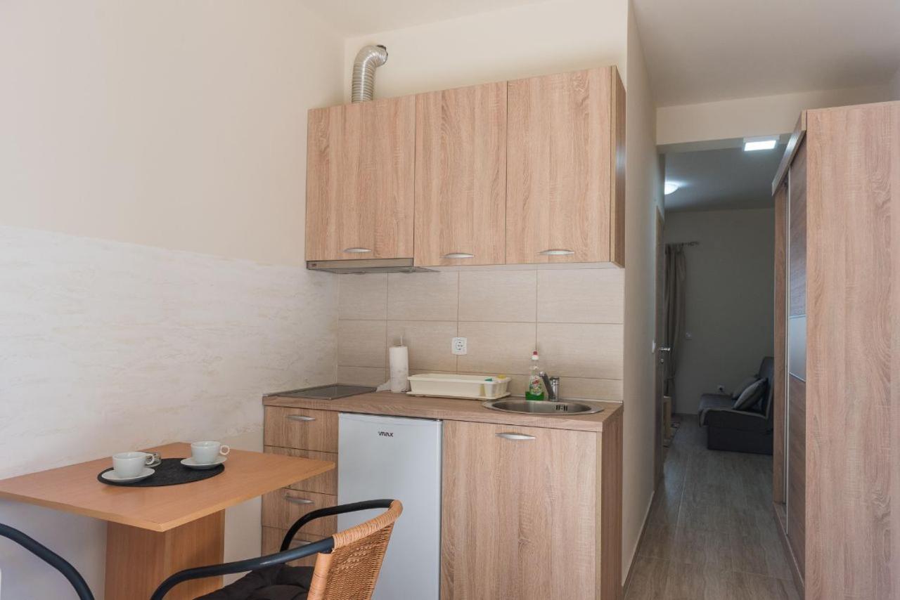 Apartment - Ground Floor photo 3