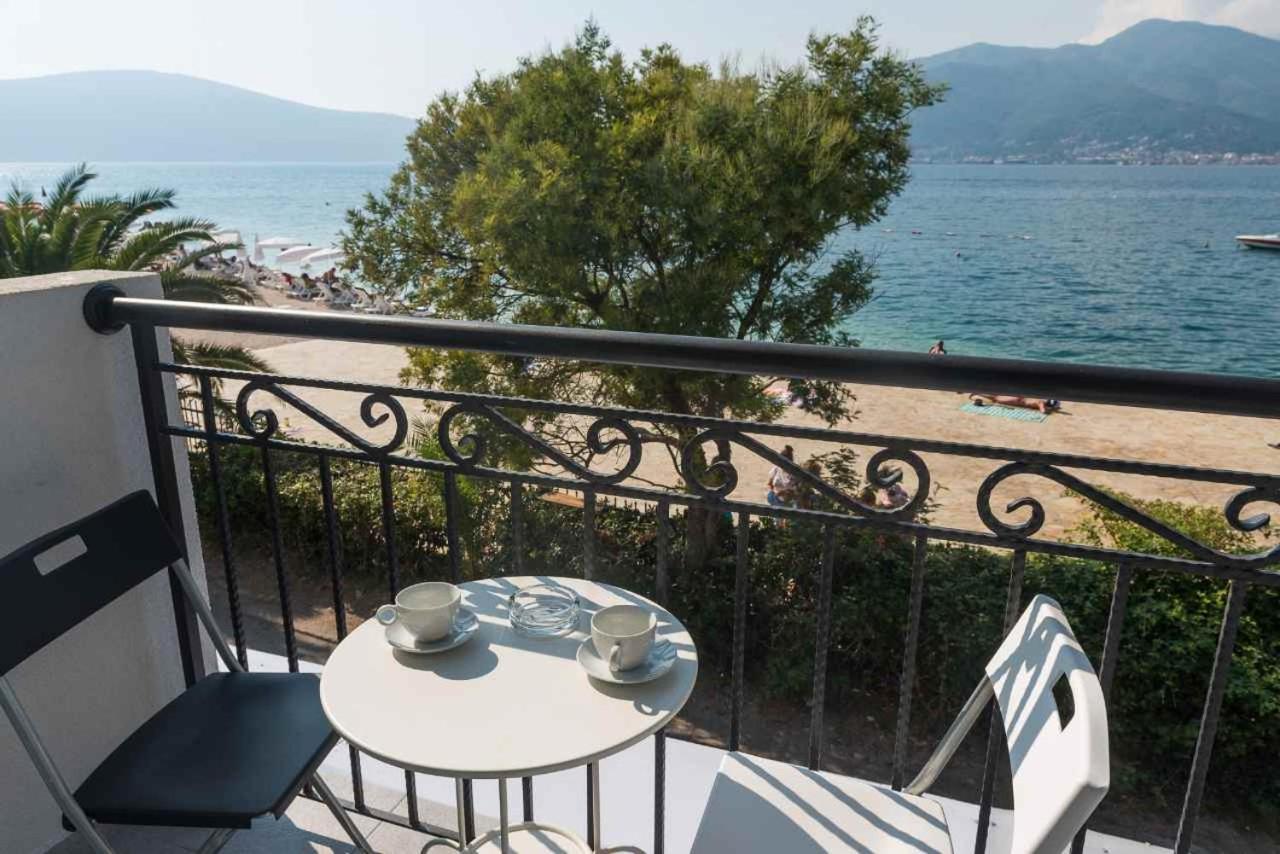 Apartment with Sea View photo 3