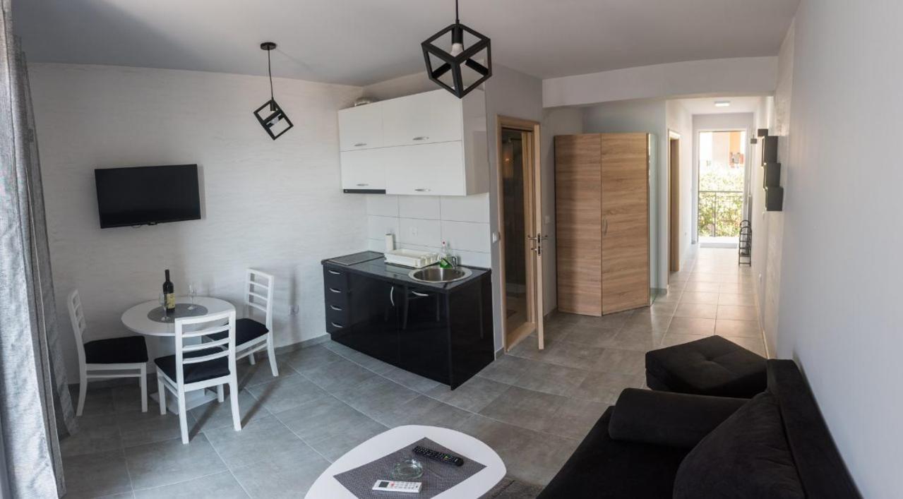 Apartment with Sea View photo 1