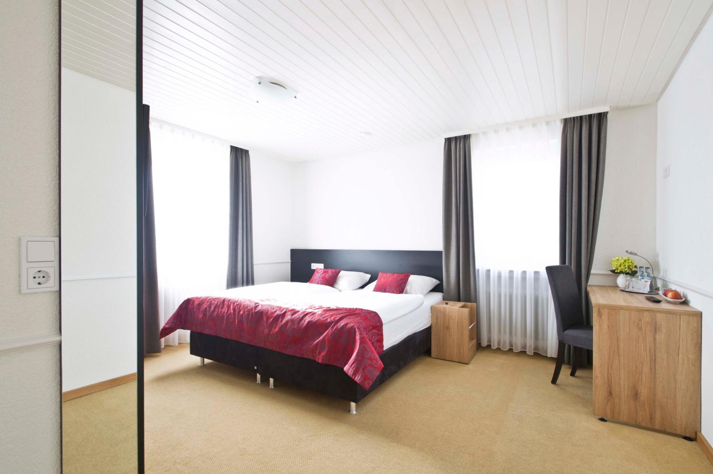 Double Room - Photo 1