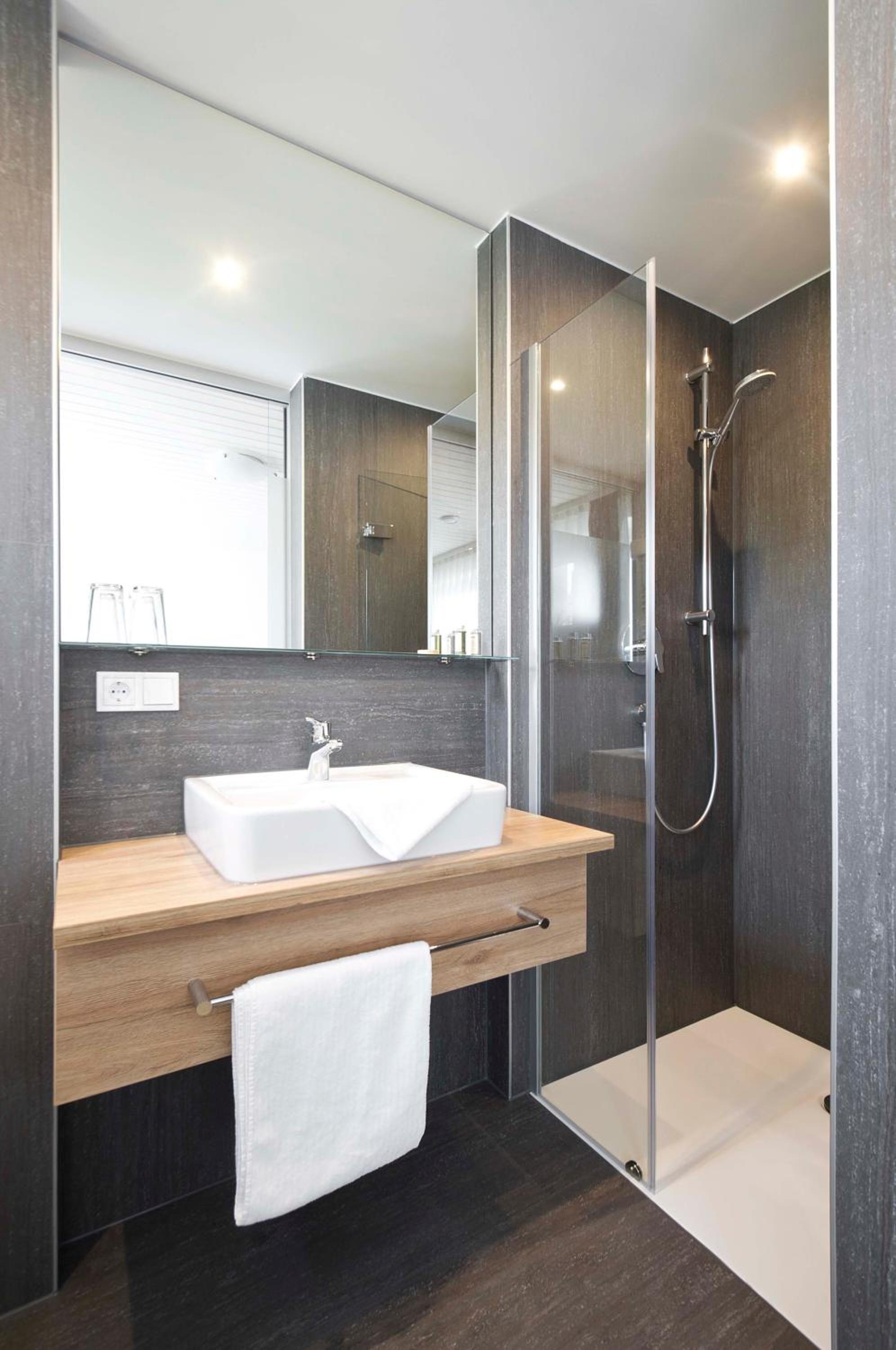 Double Room - Photo 7